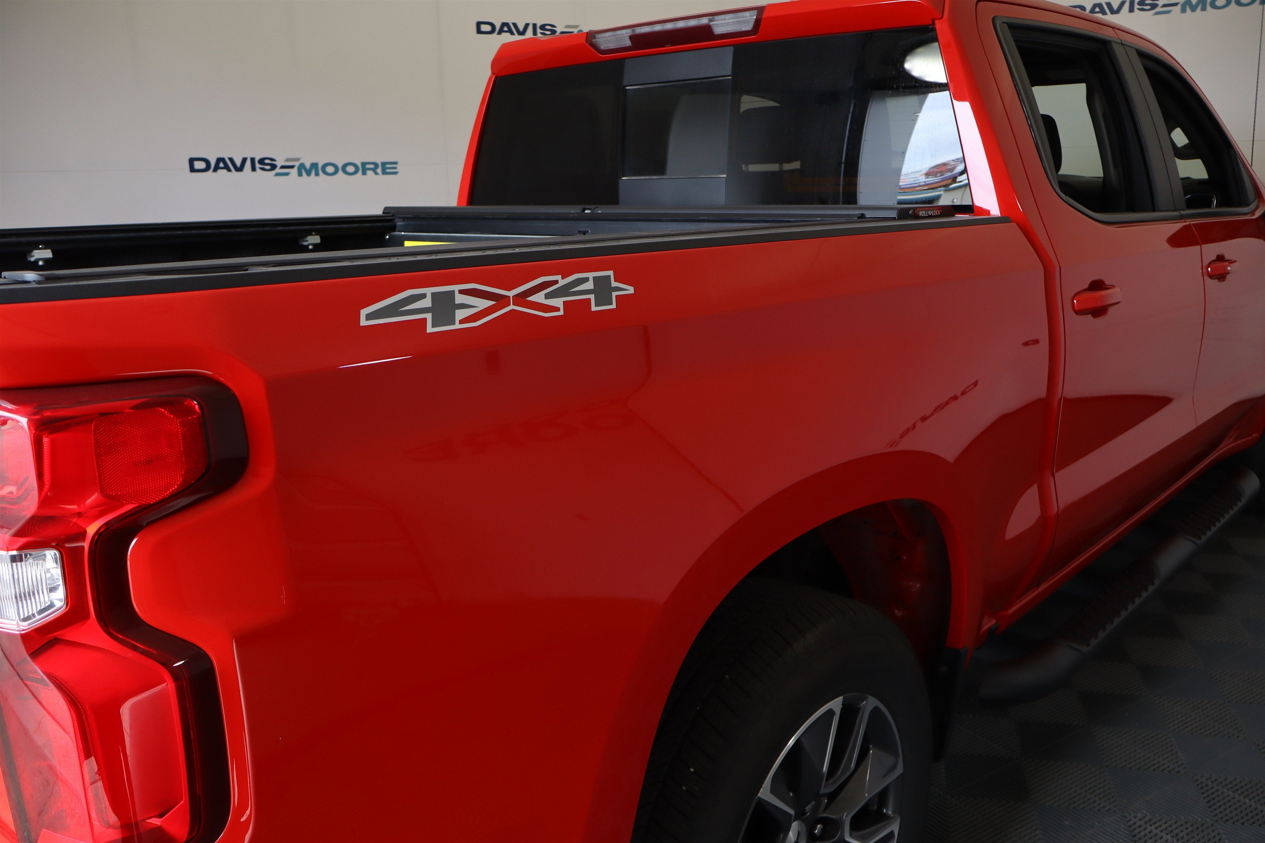 2020 Chevrolet Silverado 1500 RST Crew Cab 4WD