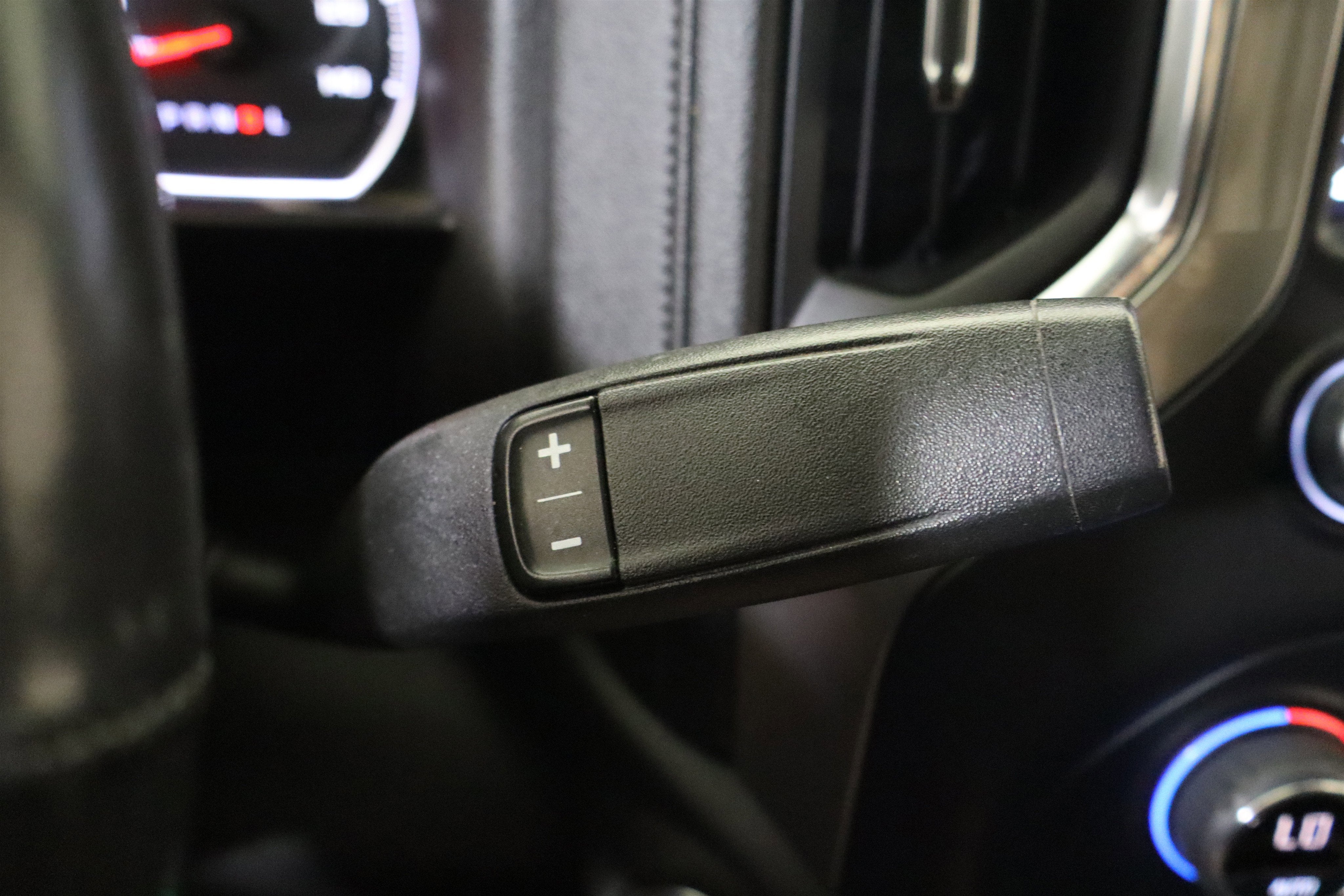 2021 Chevrolet Silverado 1500 RST Crew Cab 4WD