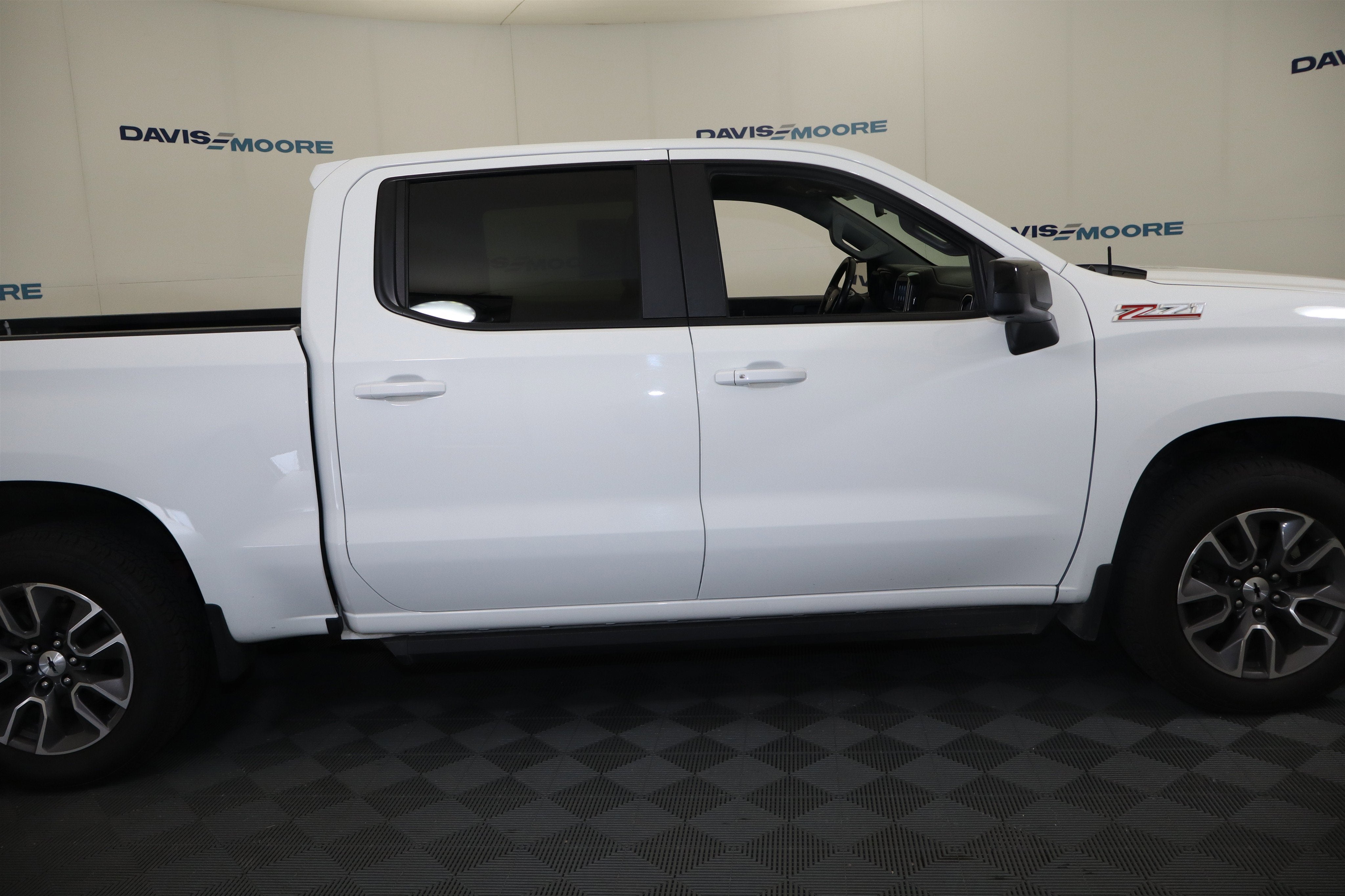 2021 Chevrolet Silverado 1500 RST Crew Cab 4WD