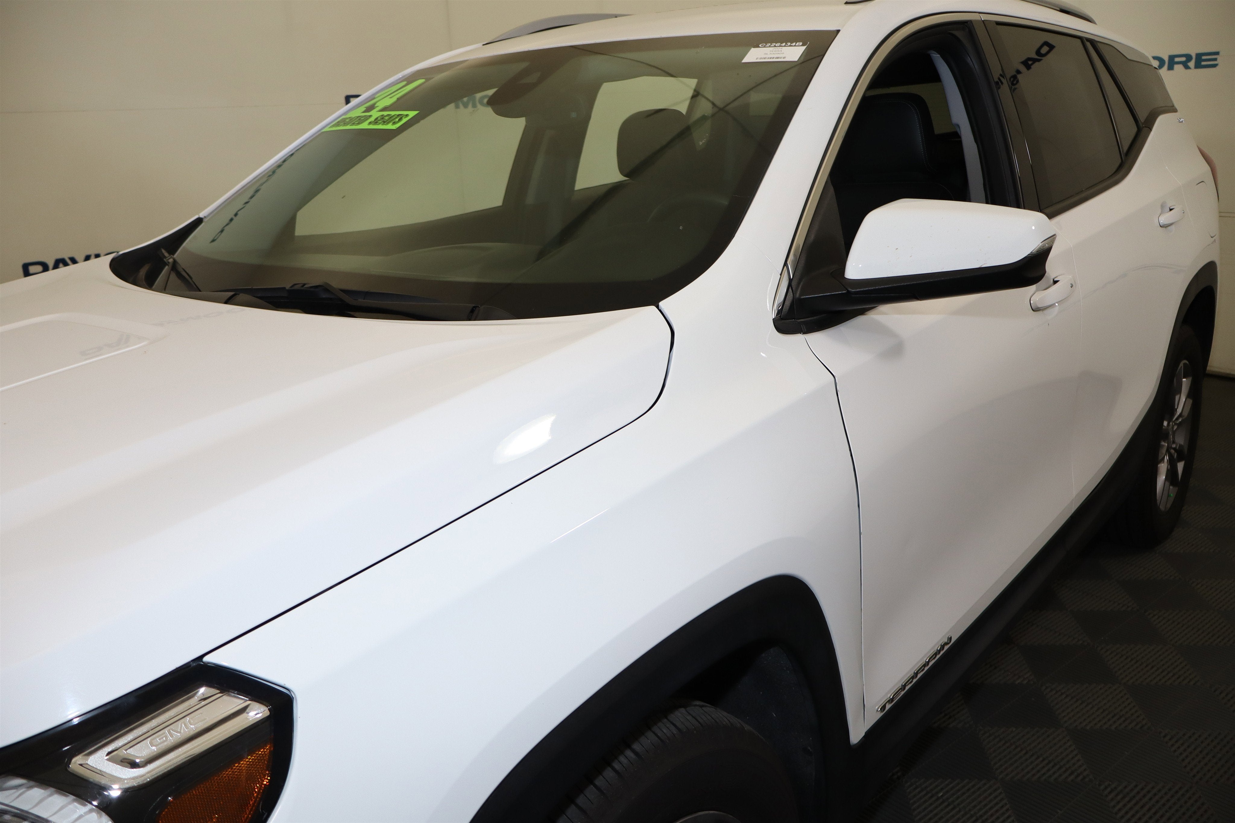 2024 GMC Terrain SLT AWD