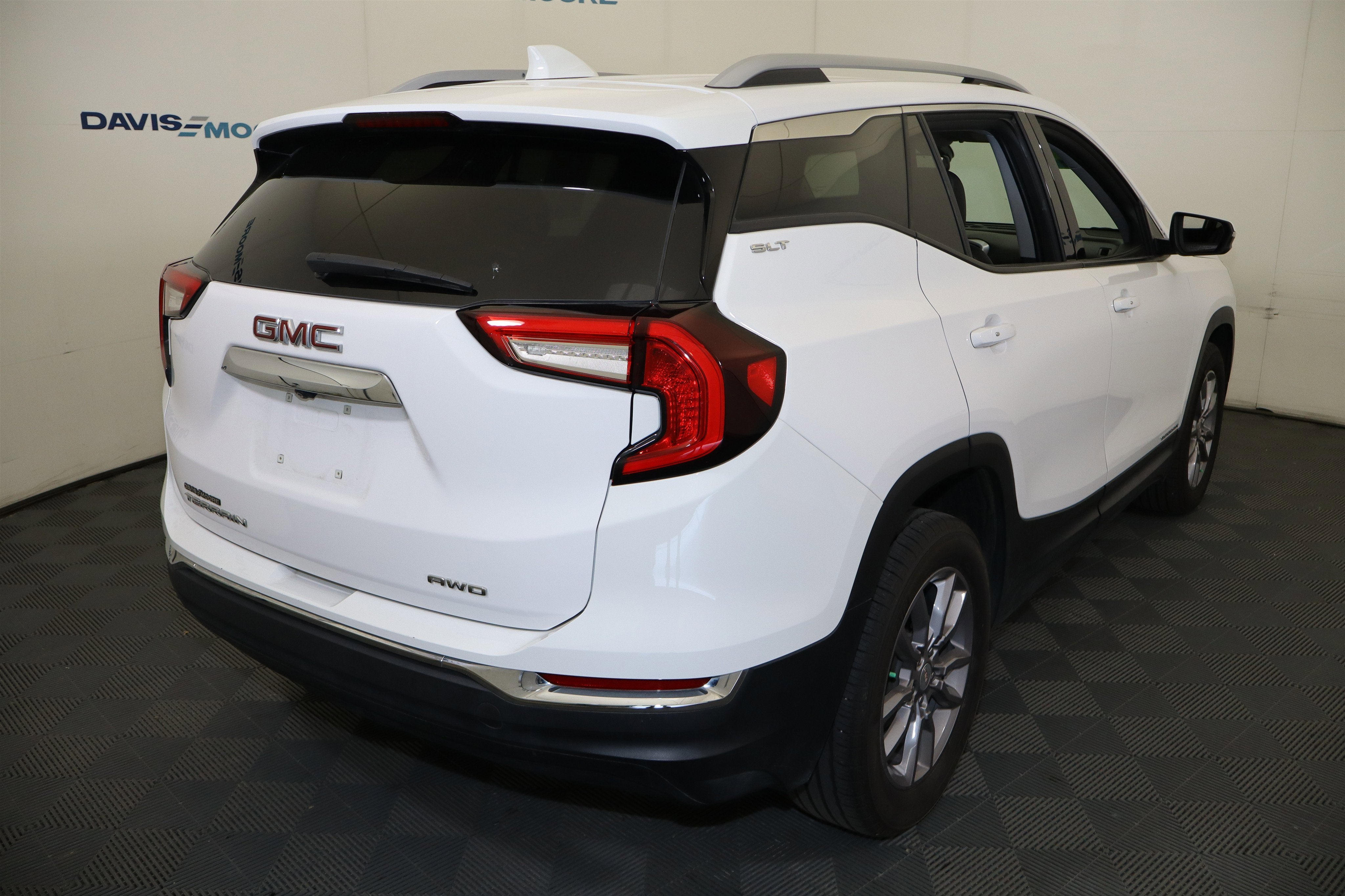 2024 GMC Terrain SLT AWD