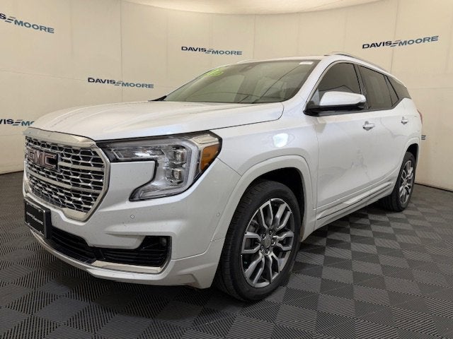 2023 GMC Terrain Denali AWD