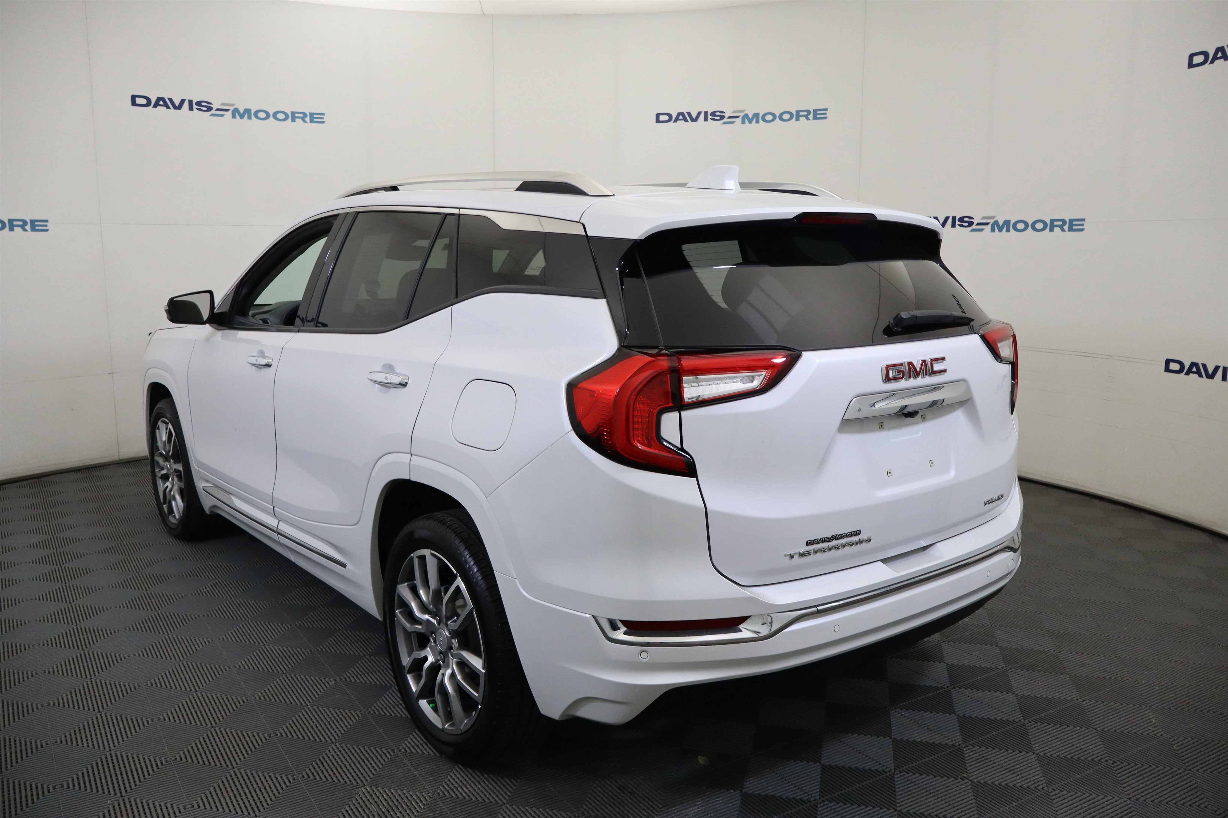 2023 GMC Terrain Denali AWD