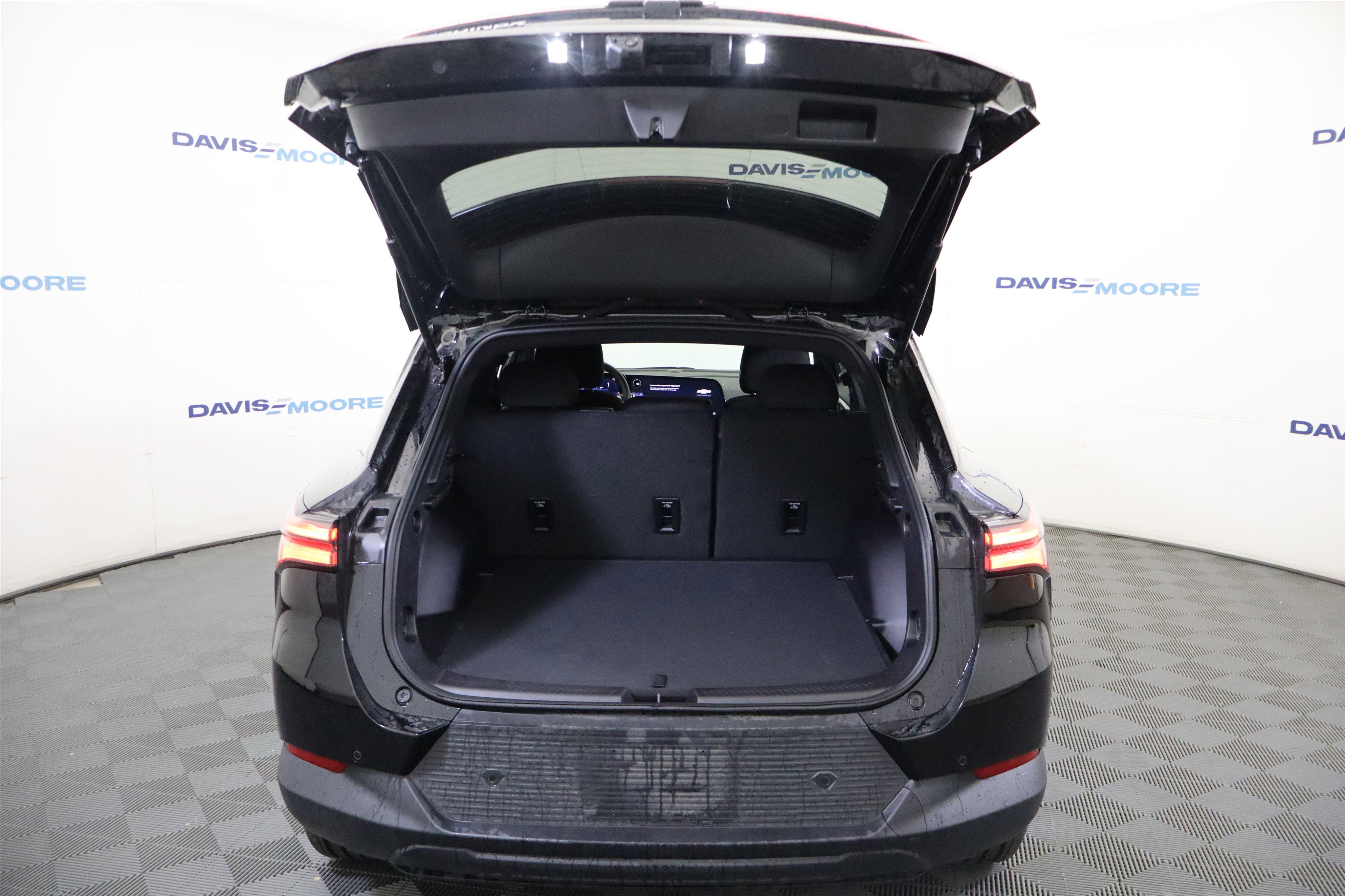 2026 Chevrolet Equinox EV LT1 w/PCY