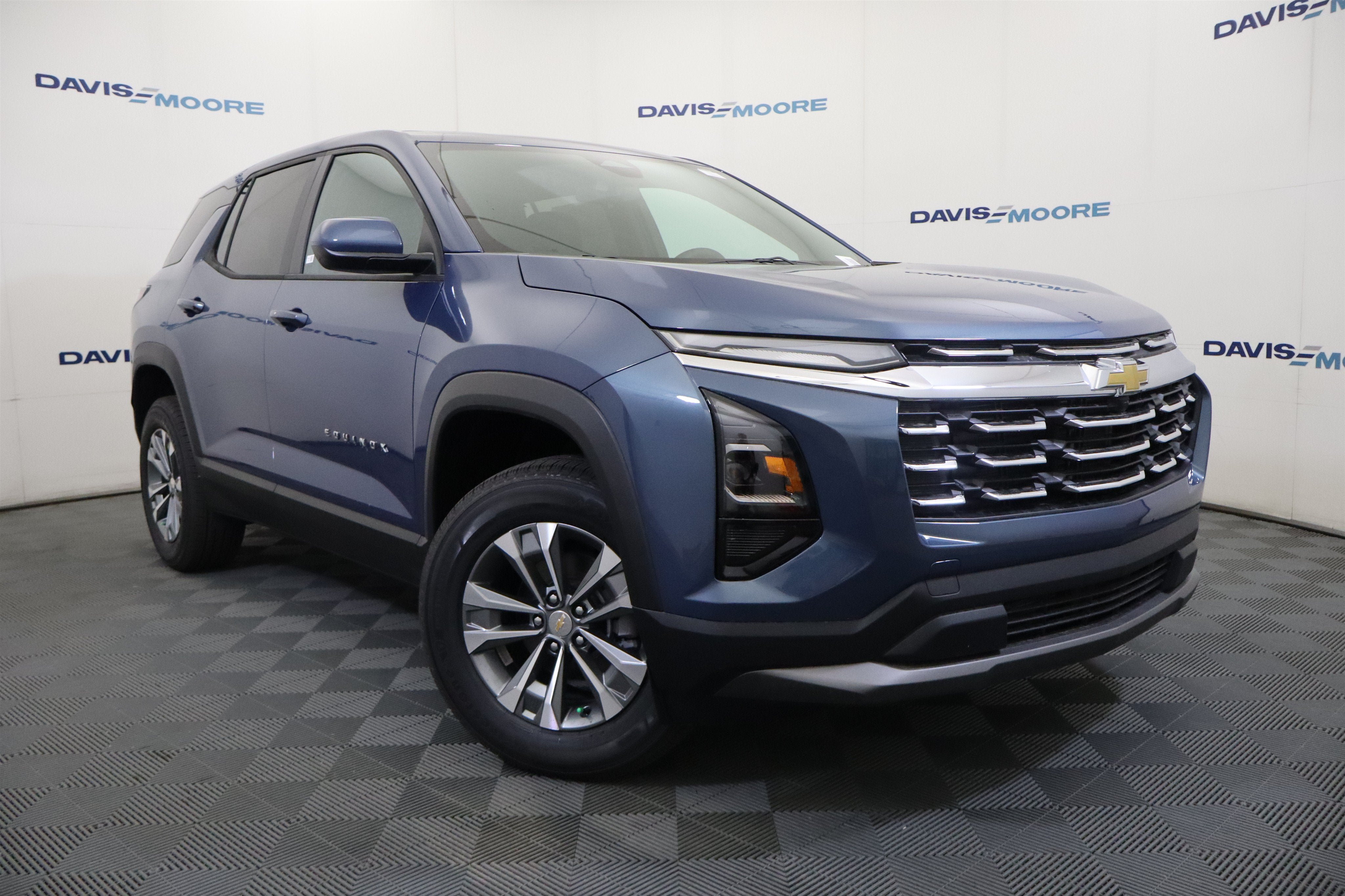 2027 Chevrolet Equinox FWD LT