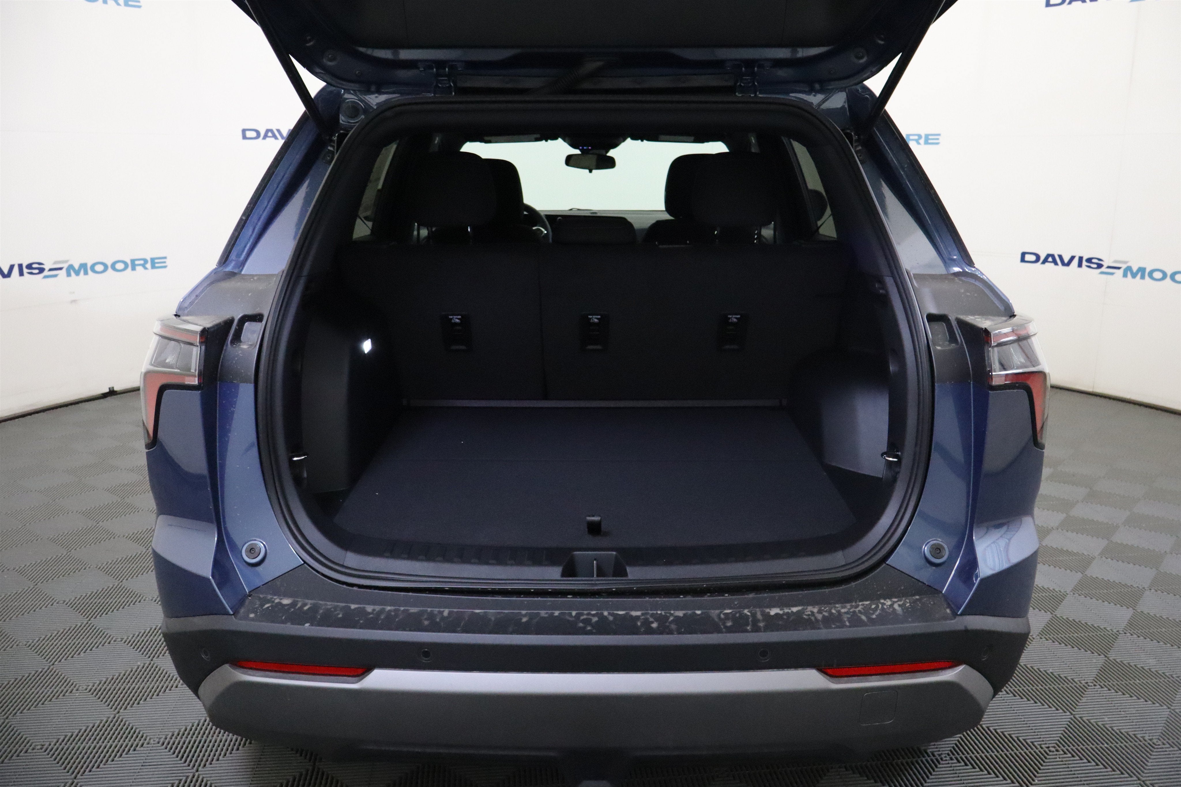 2027 Chevrolet Equinox FWD LT