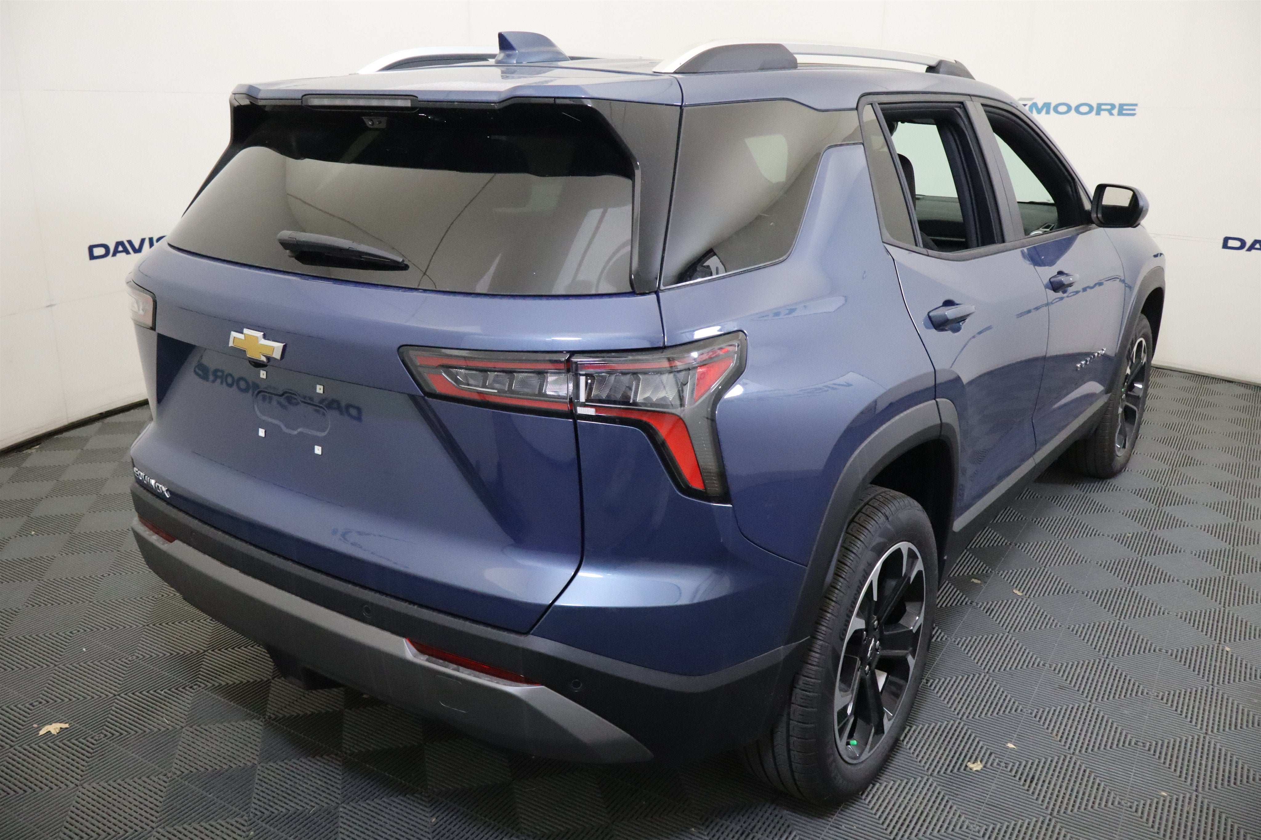 2027 Chevrolet Equinox FWD LT