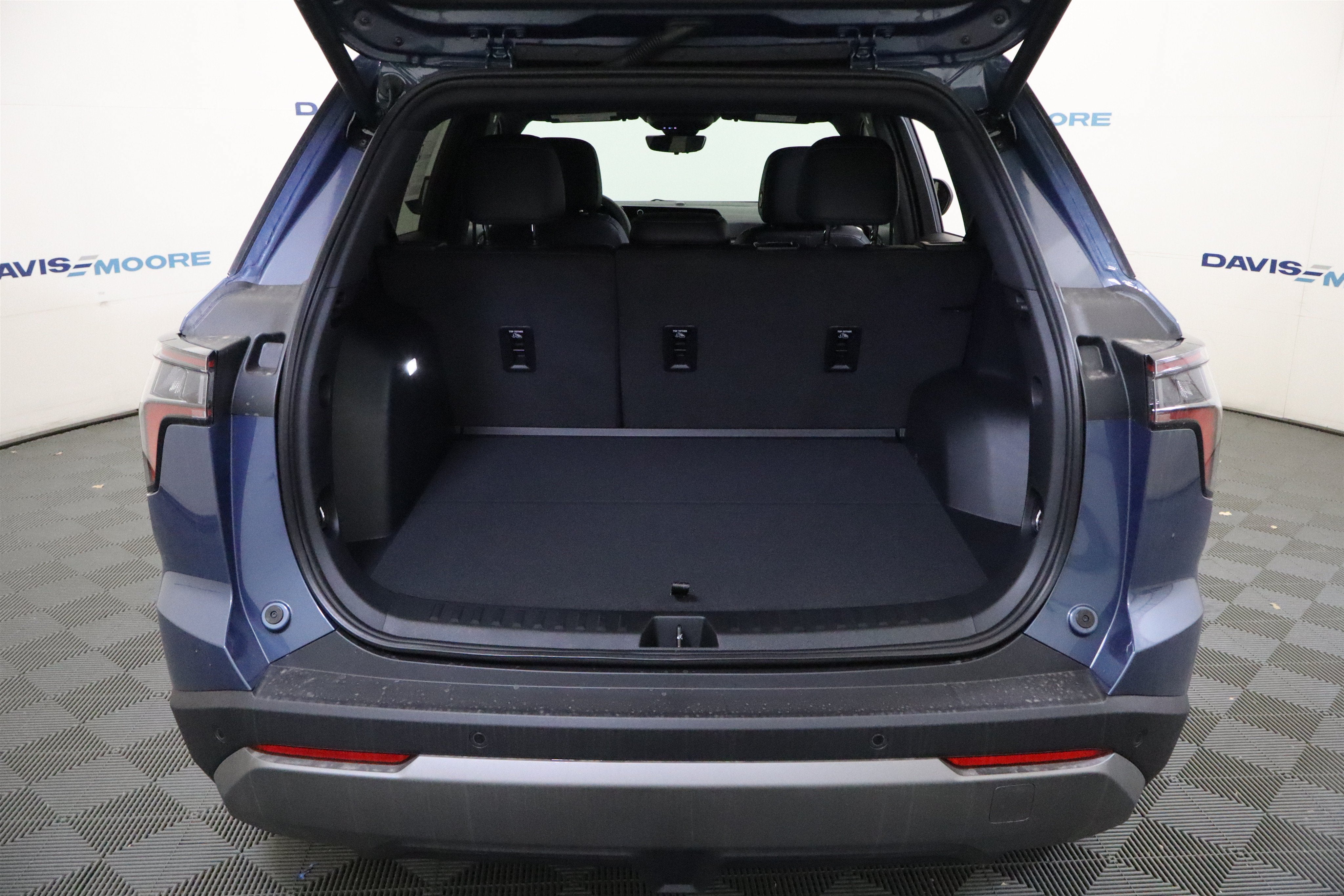 2027 Chevrolet Equinox FWD LT
