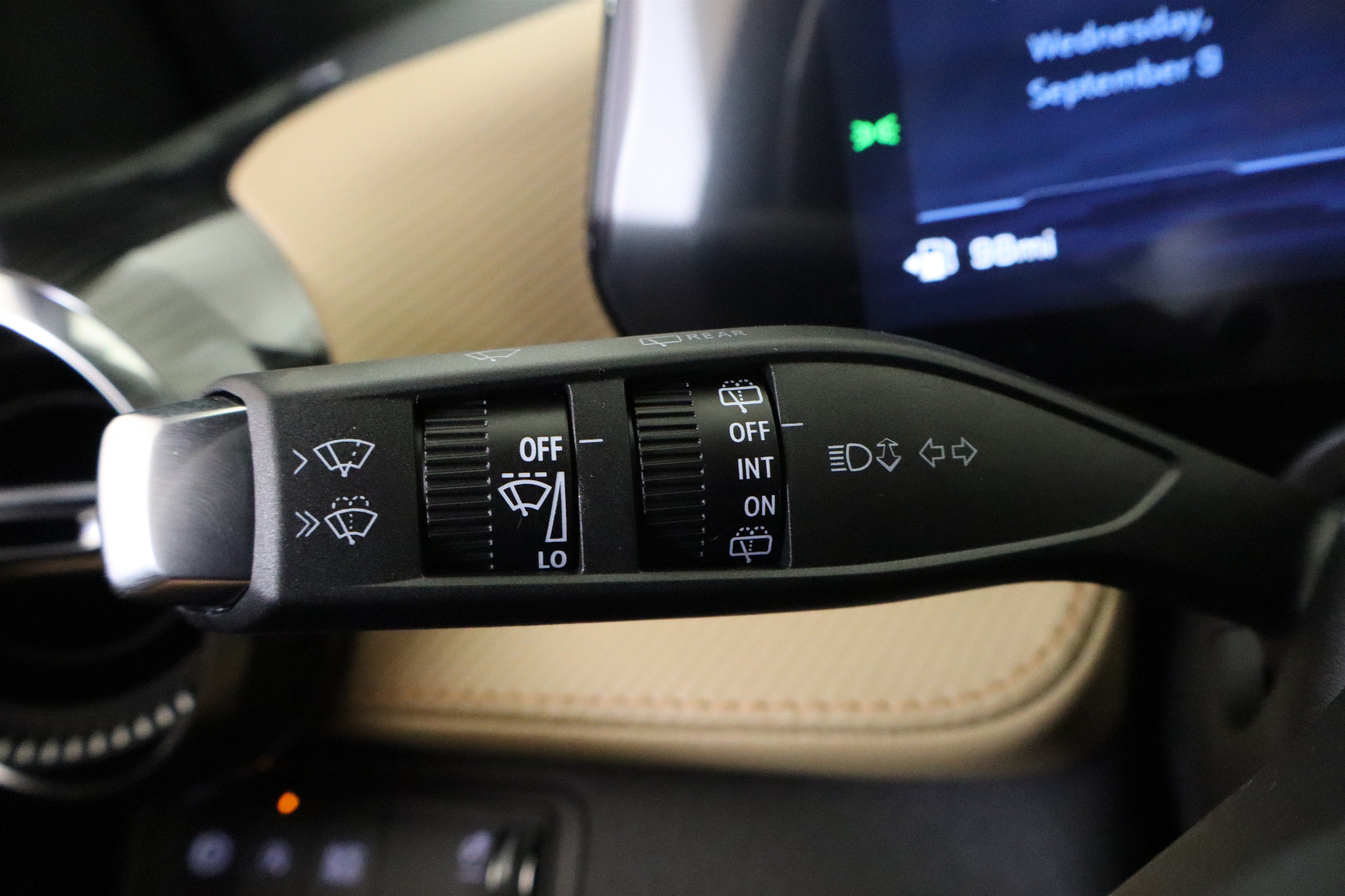 2027 Chevrolet Equinox FWD ACTIV