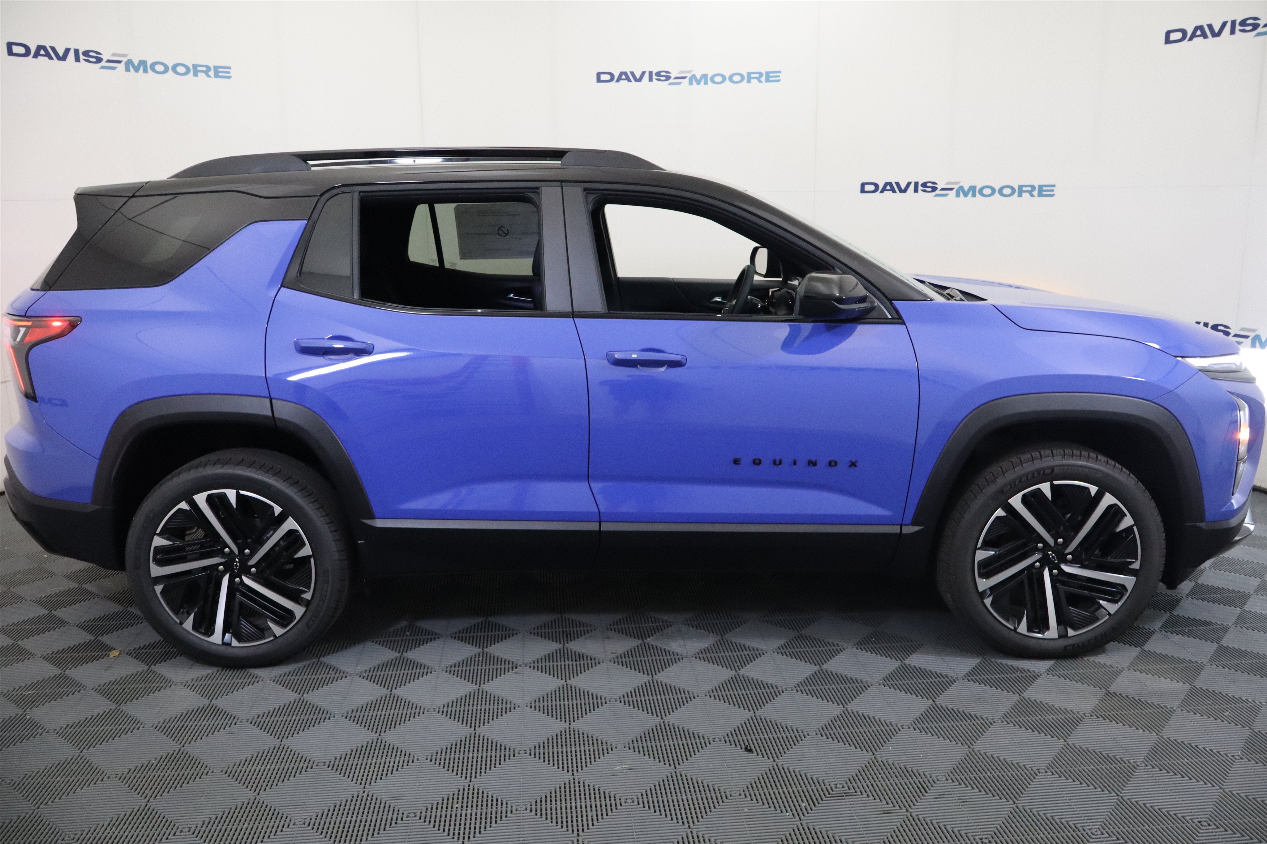 2027 Chevrolet Equinox FWD RS
