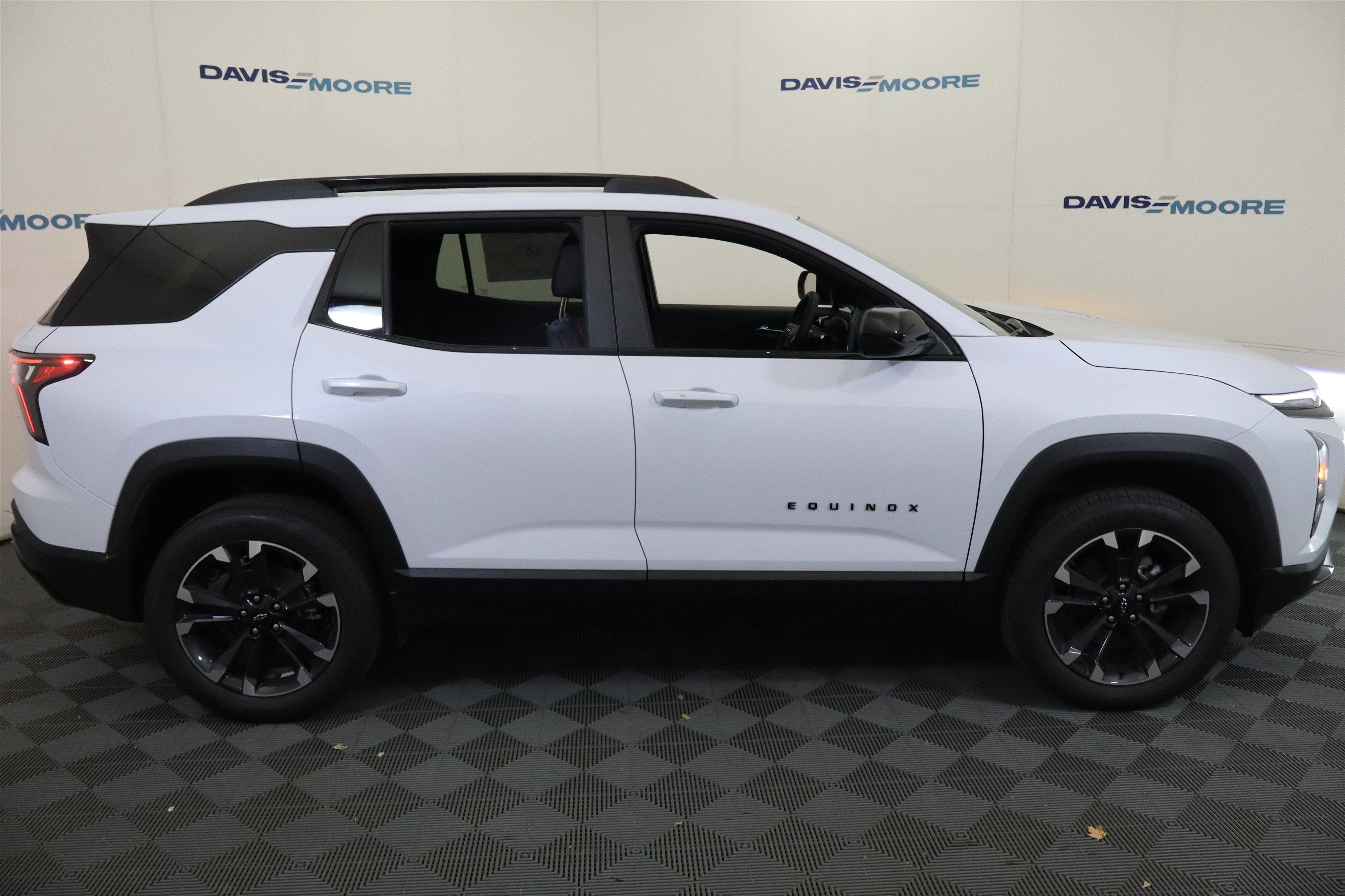 2027 Chevrolet Equinox FWD RS