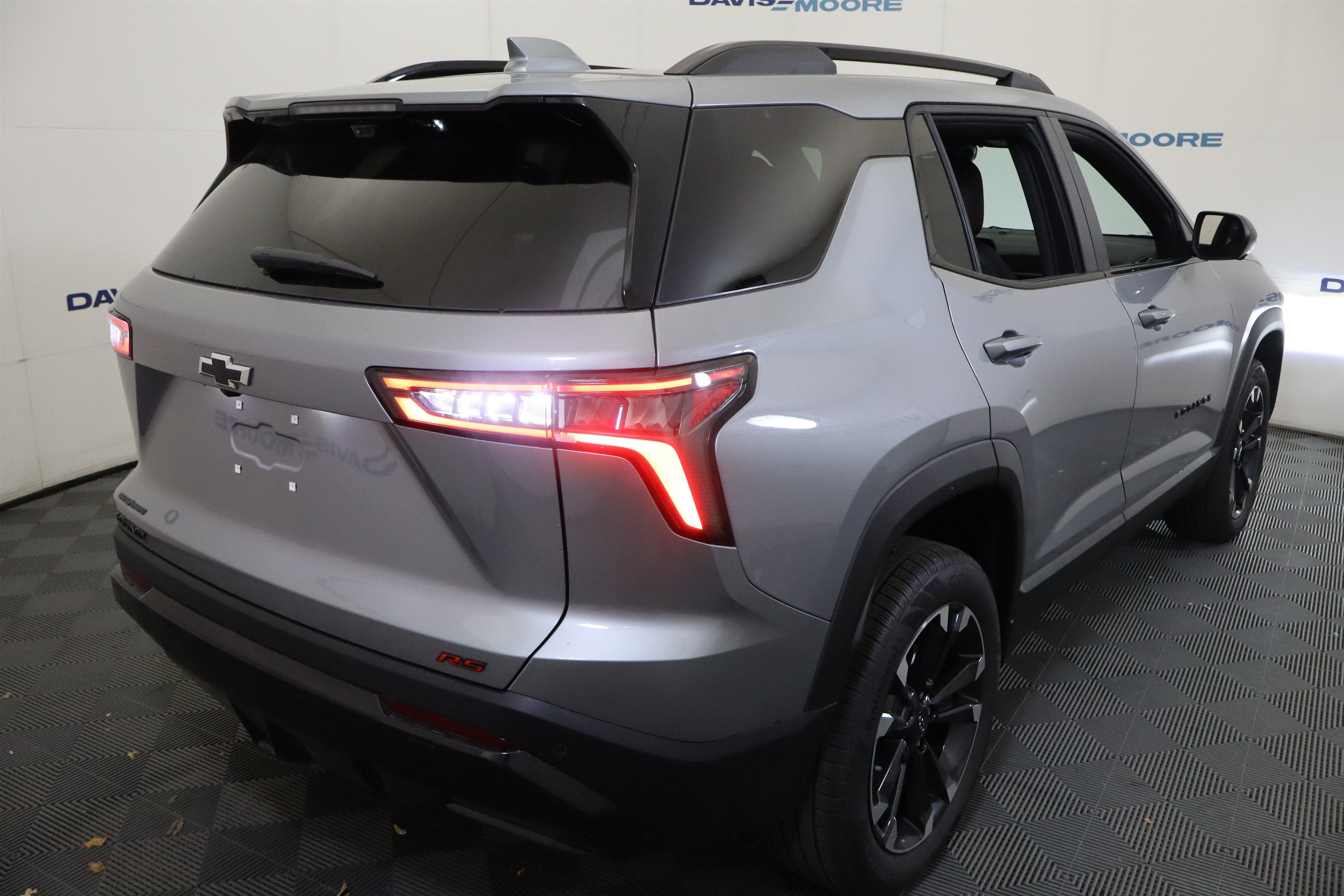2027 Chevrolet Equinox FWD RS