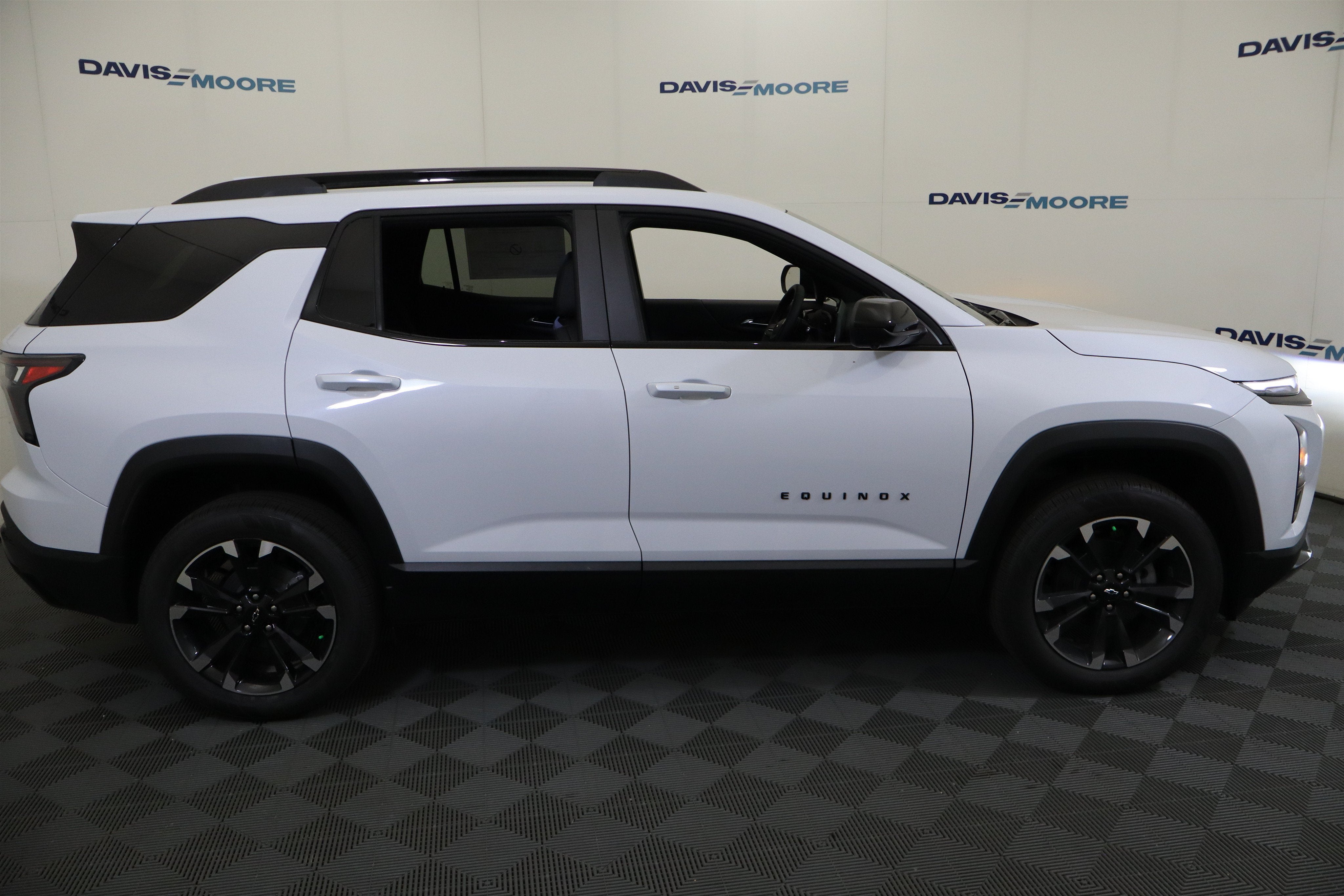 2027 Chevrolet Equinox FWD RS
