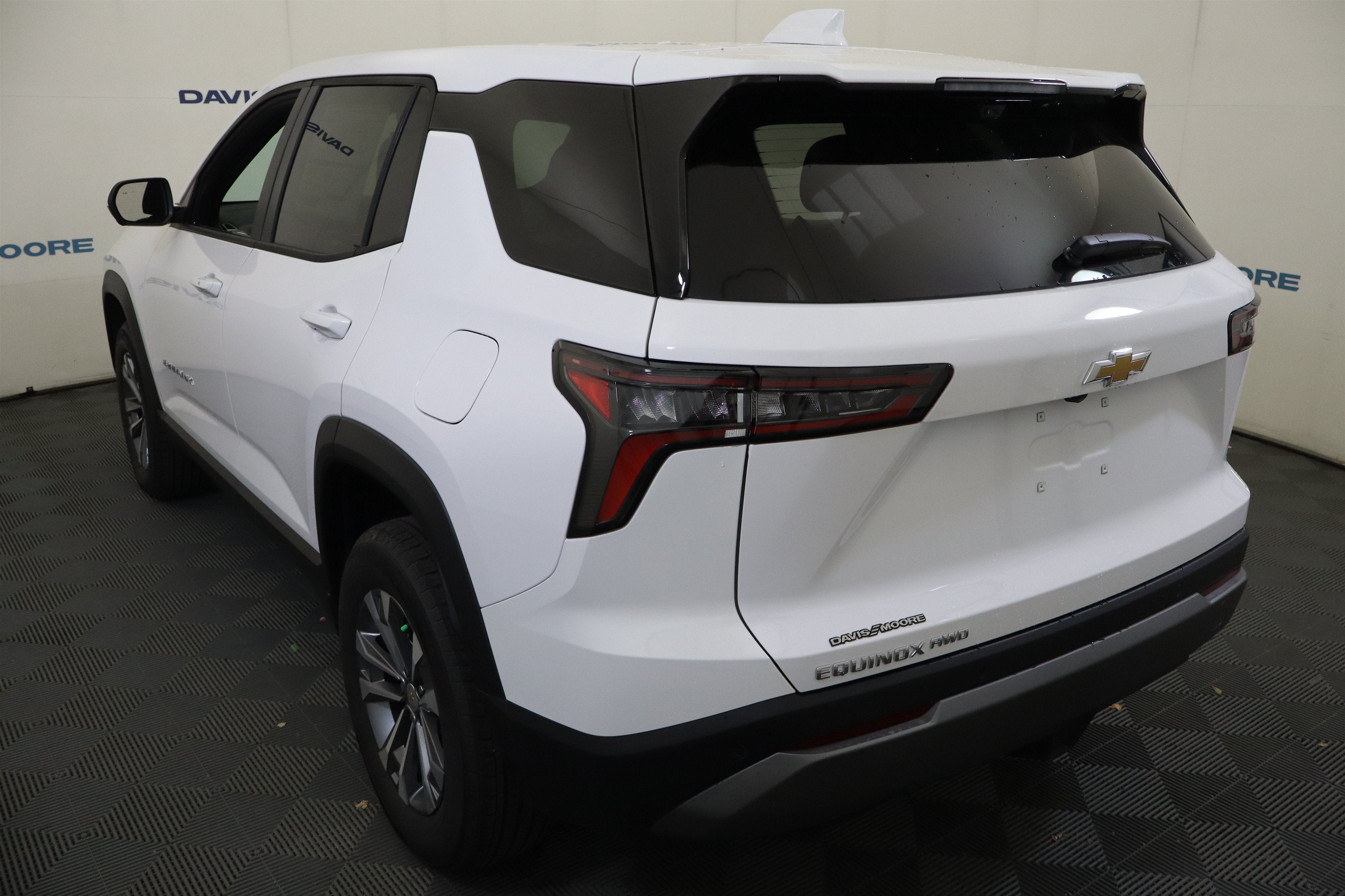 2027 Chevrolet Equinox AWD LT