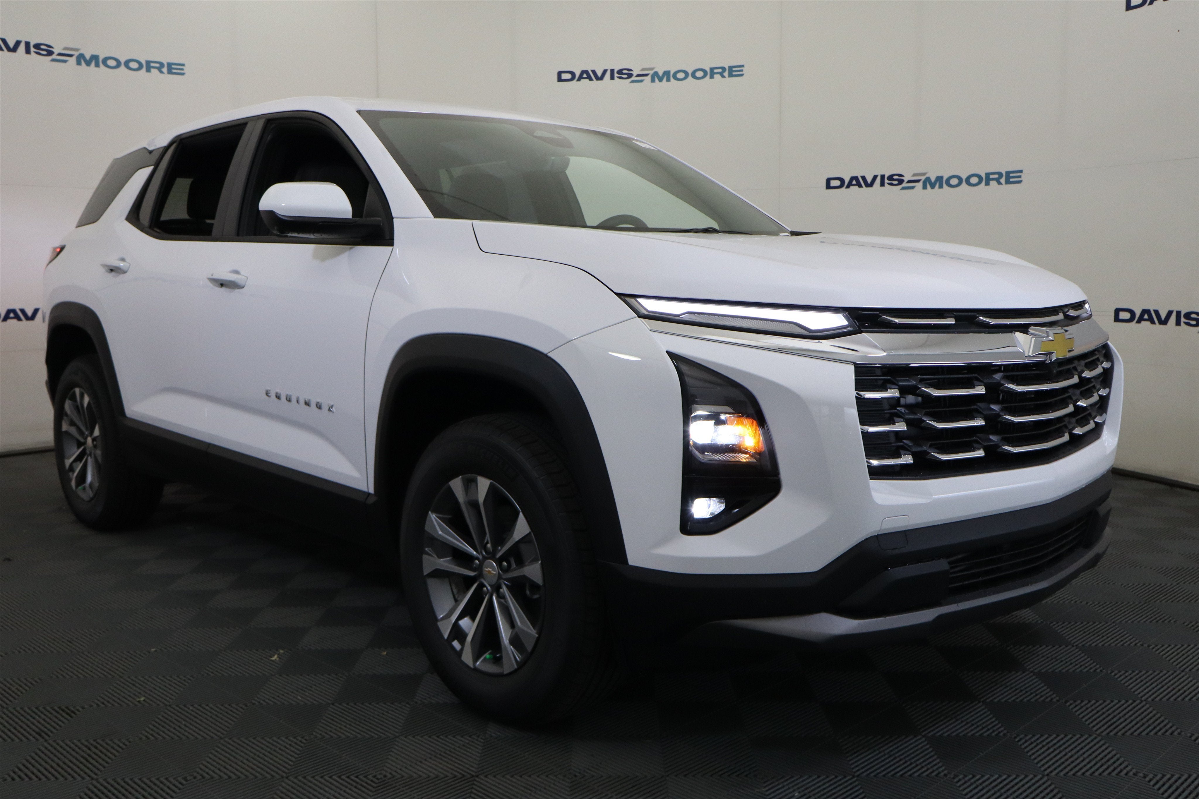 2027 Chevrolet Equinox AWD LT