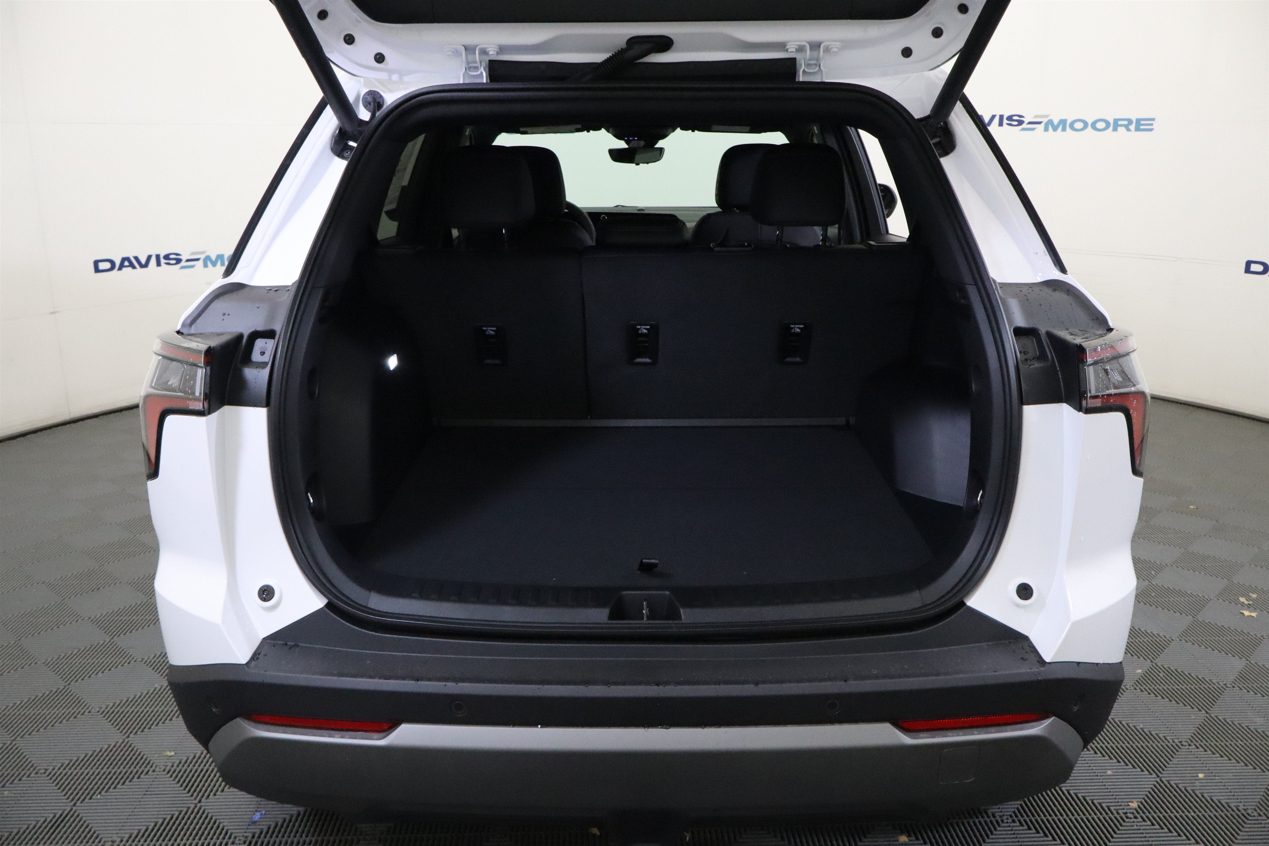 2027 Chevrolet Equinox AWD LT