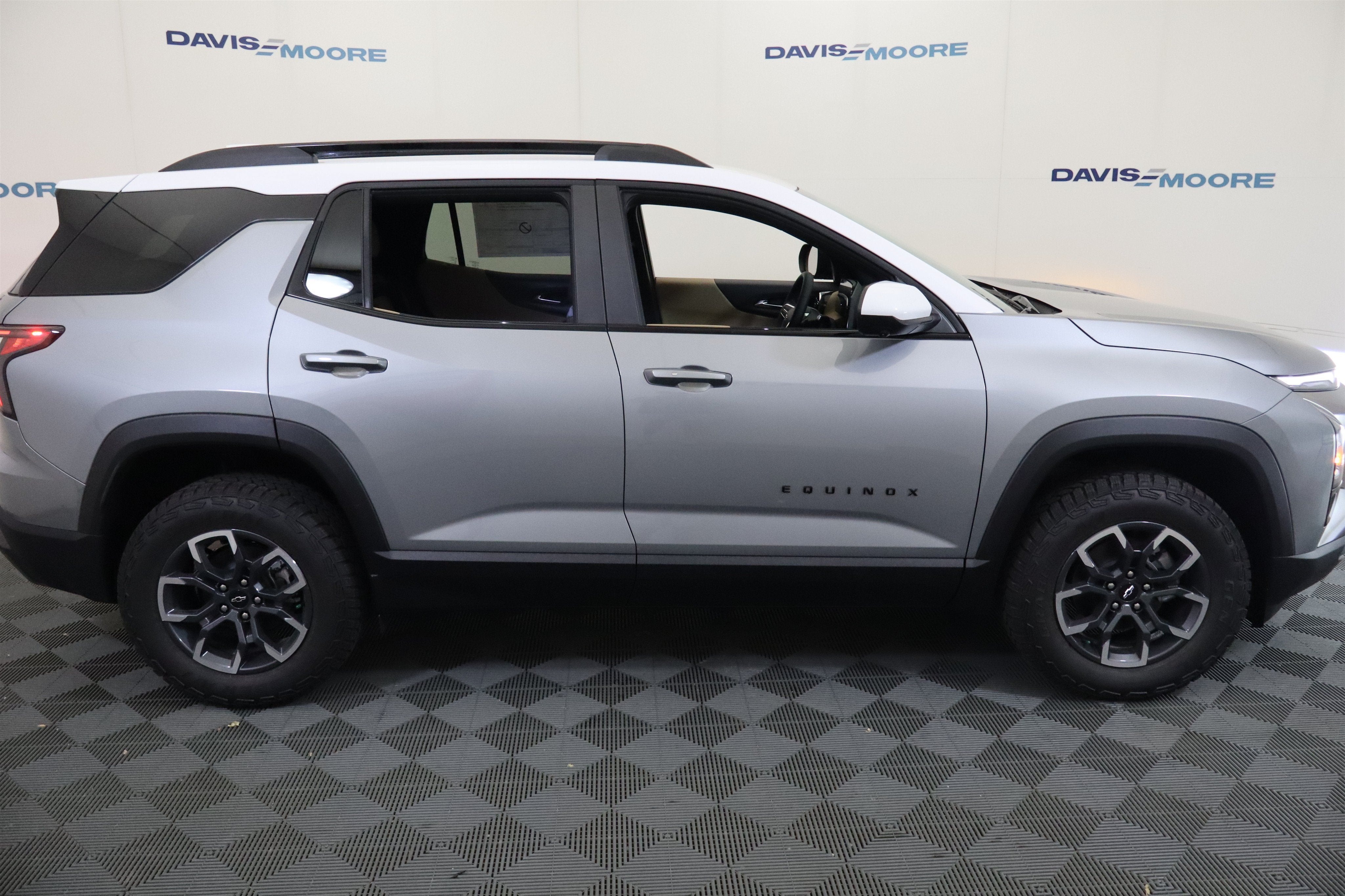 2027 Chevrolet Equinox AWD ACTIV