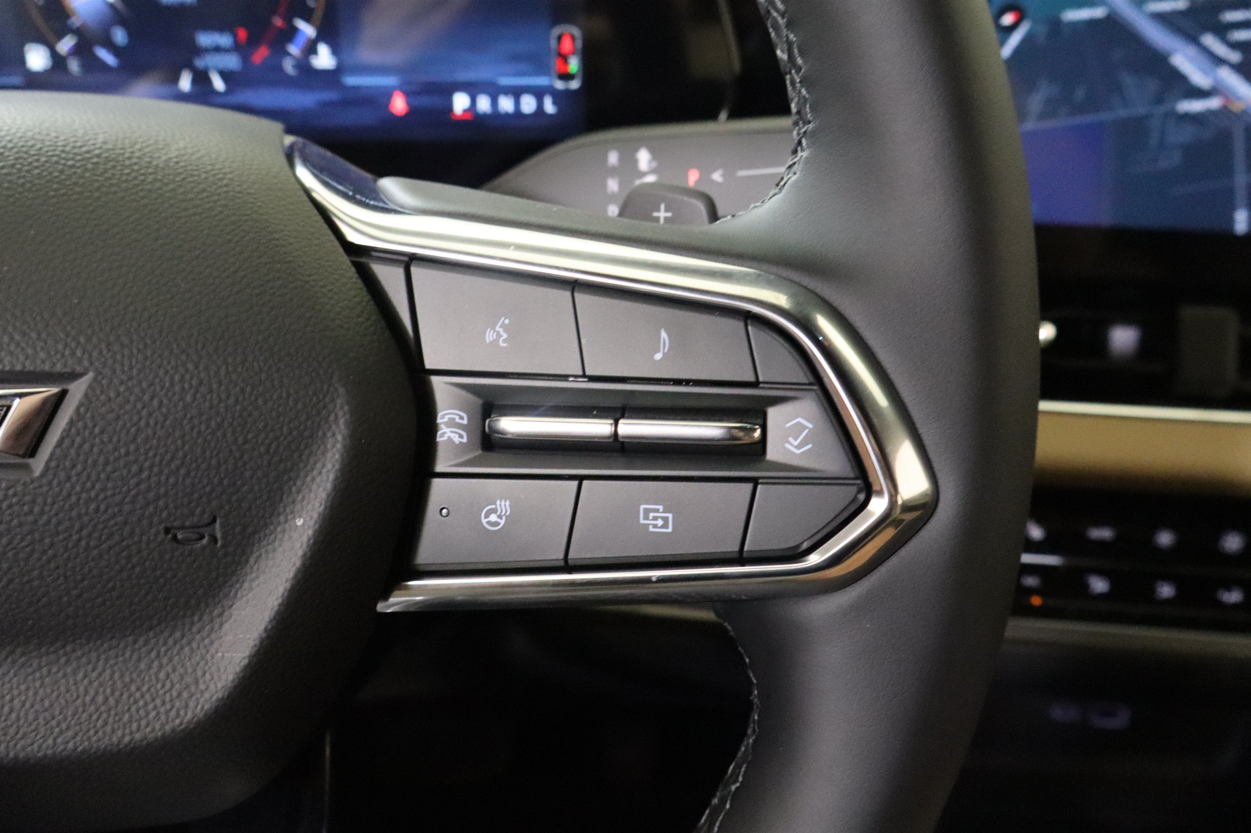 2027 Chevrolet Equinox AWD ACTIV