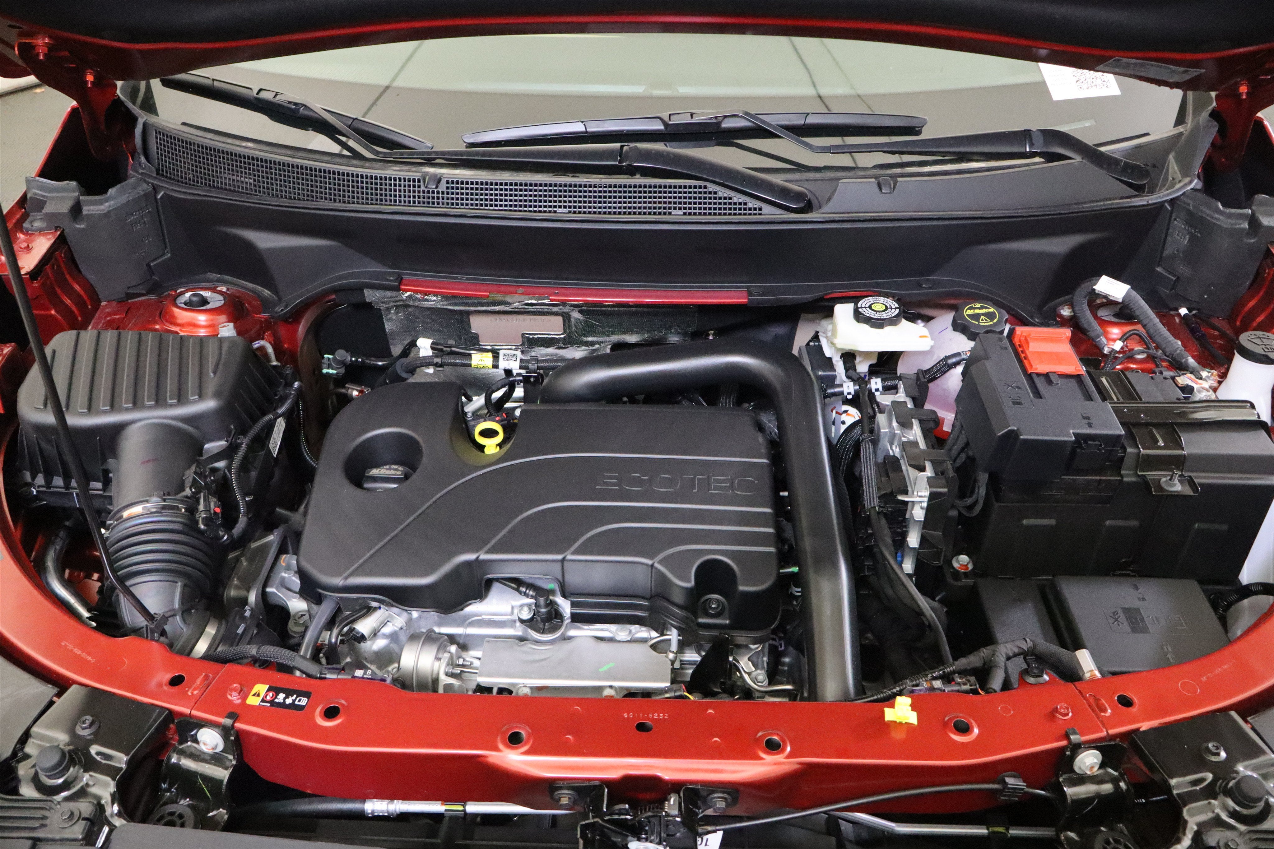 2027 Chevrolet Equinox AWD ACTIV