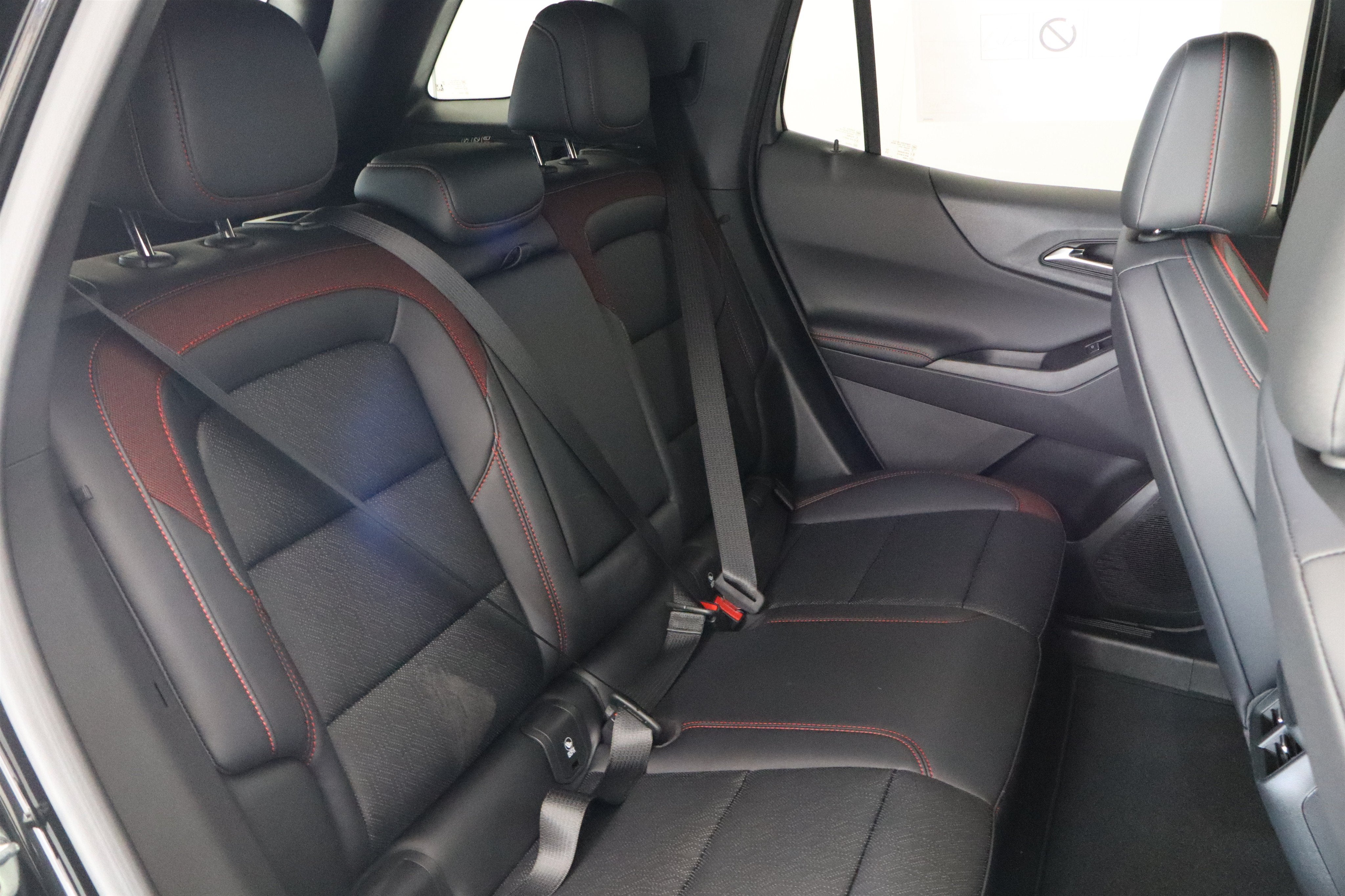 2027 Chevrolet Equinox AWD RS