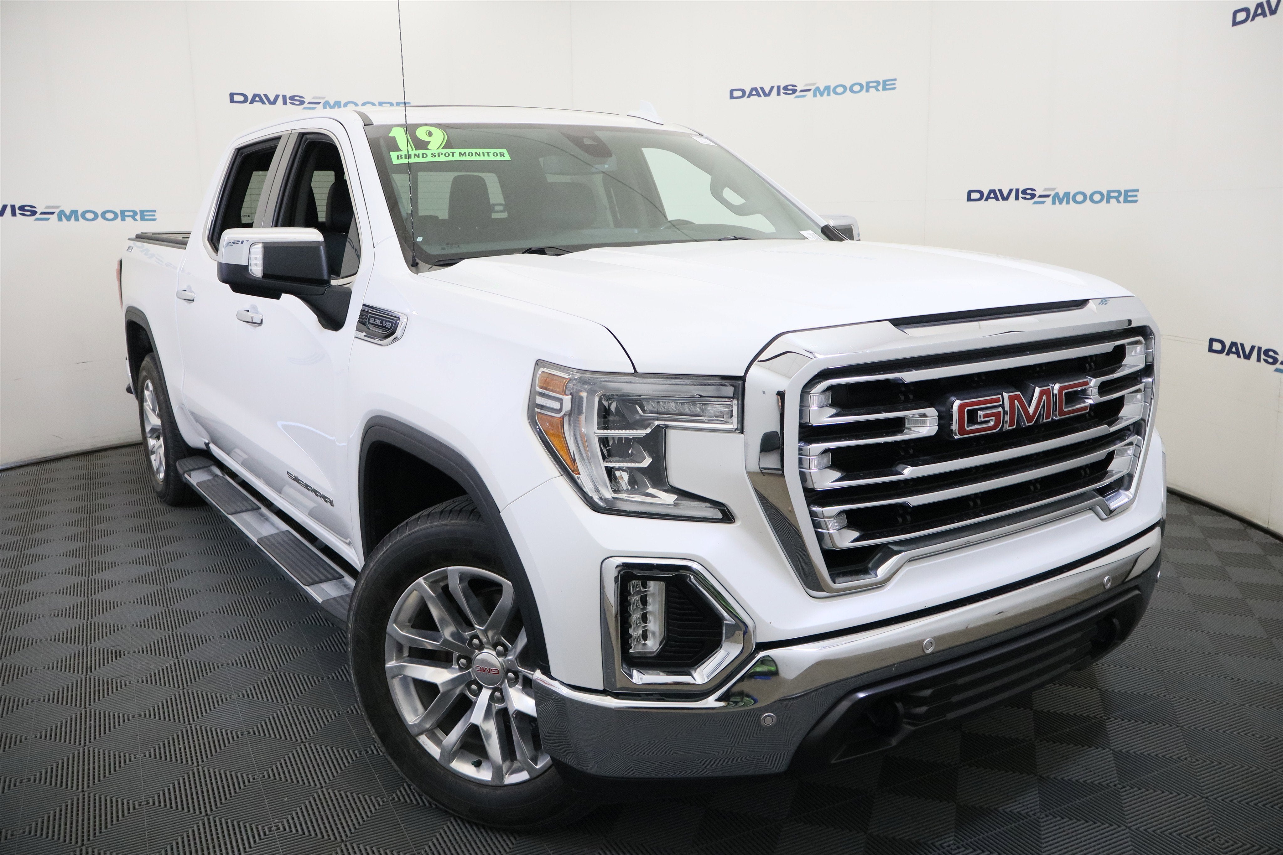 2019 GMC Sierra 1500 SLT Crew Cab 4WD