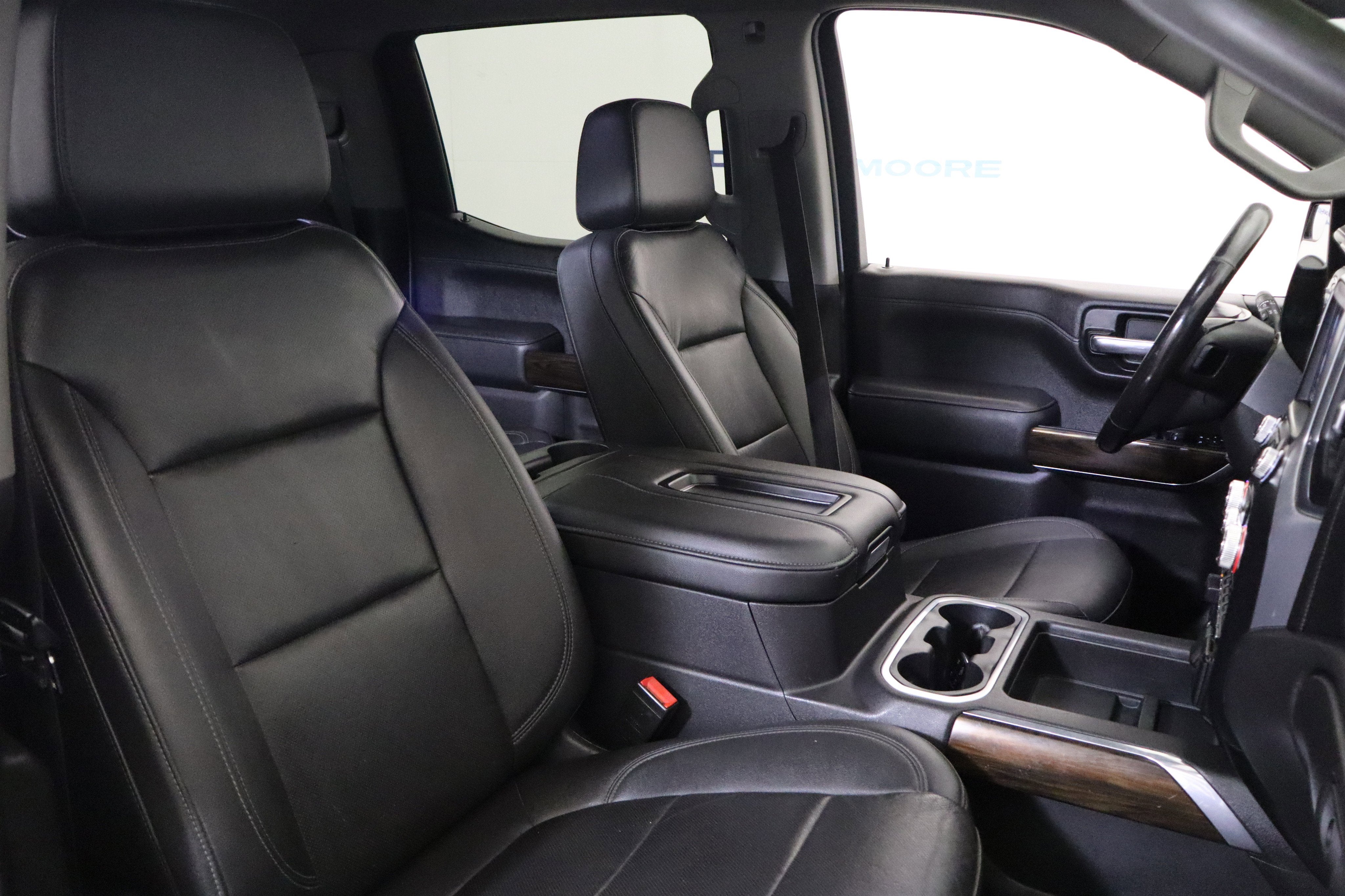 2021 GMC Sierra 1500 SLT Crew Cab 4WD