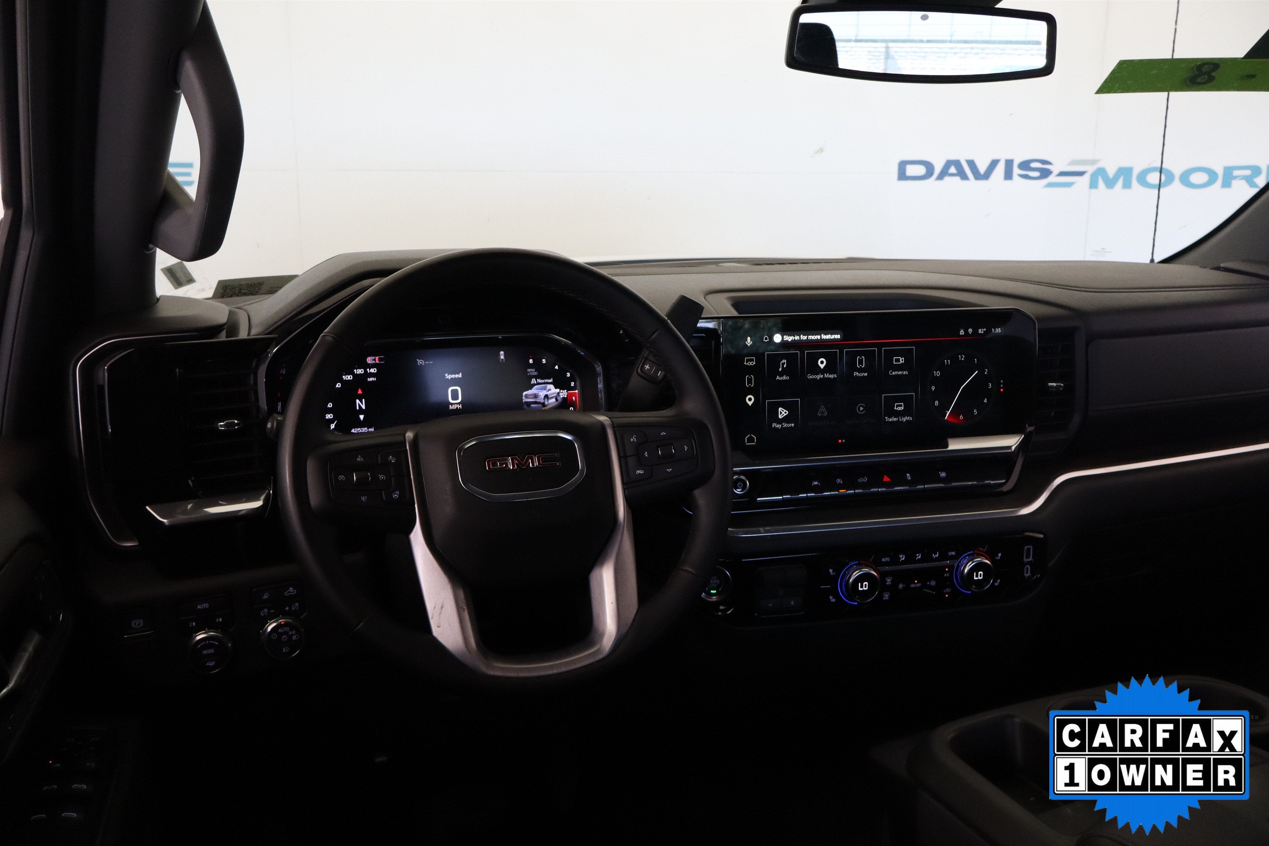 2025 GMC Sierra 1500 SLT Crew Cab 4WD