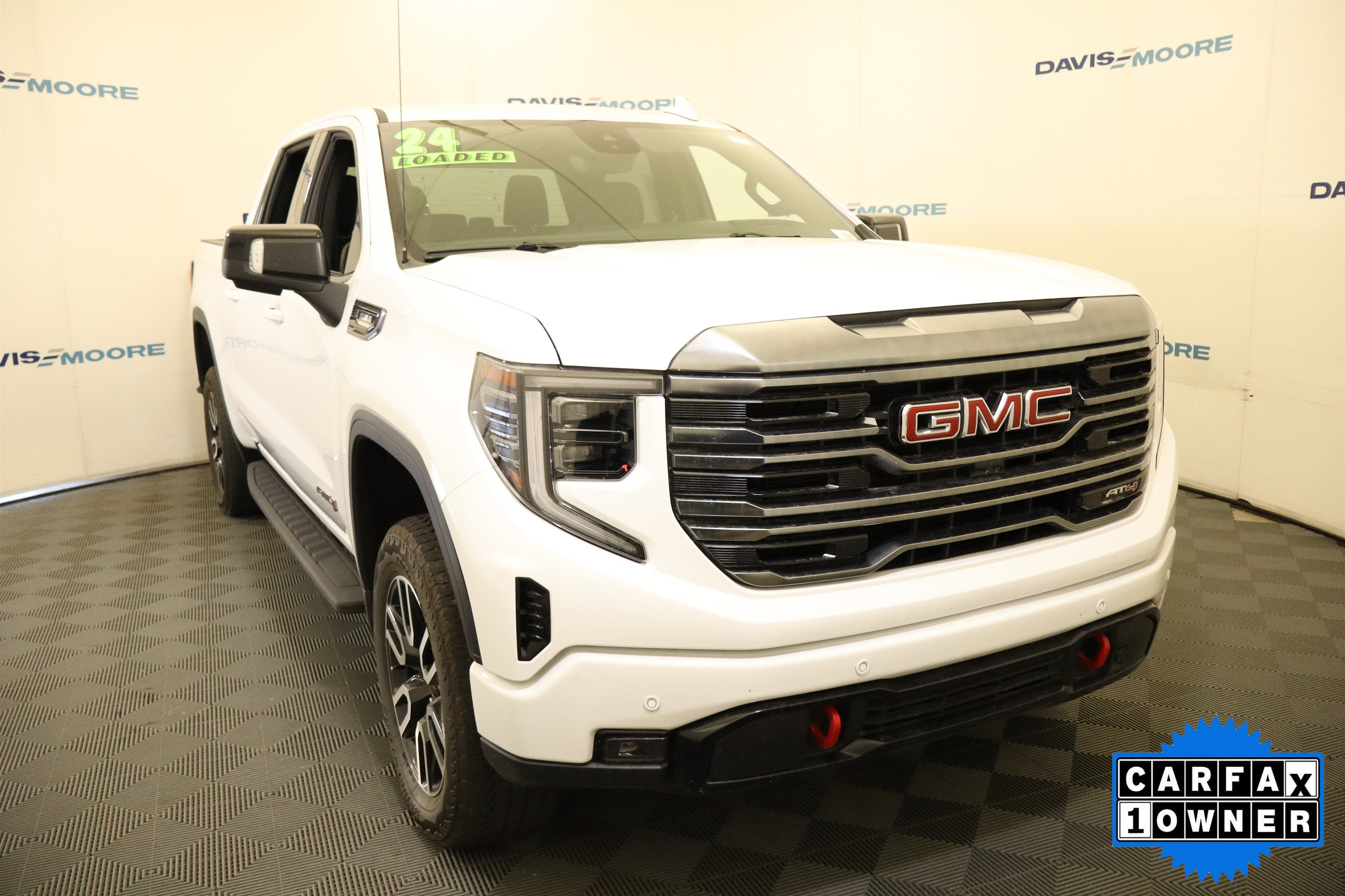 2024 GMC Sierra 1500 AT4
