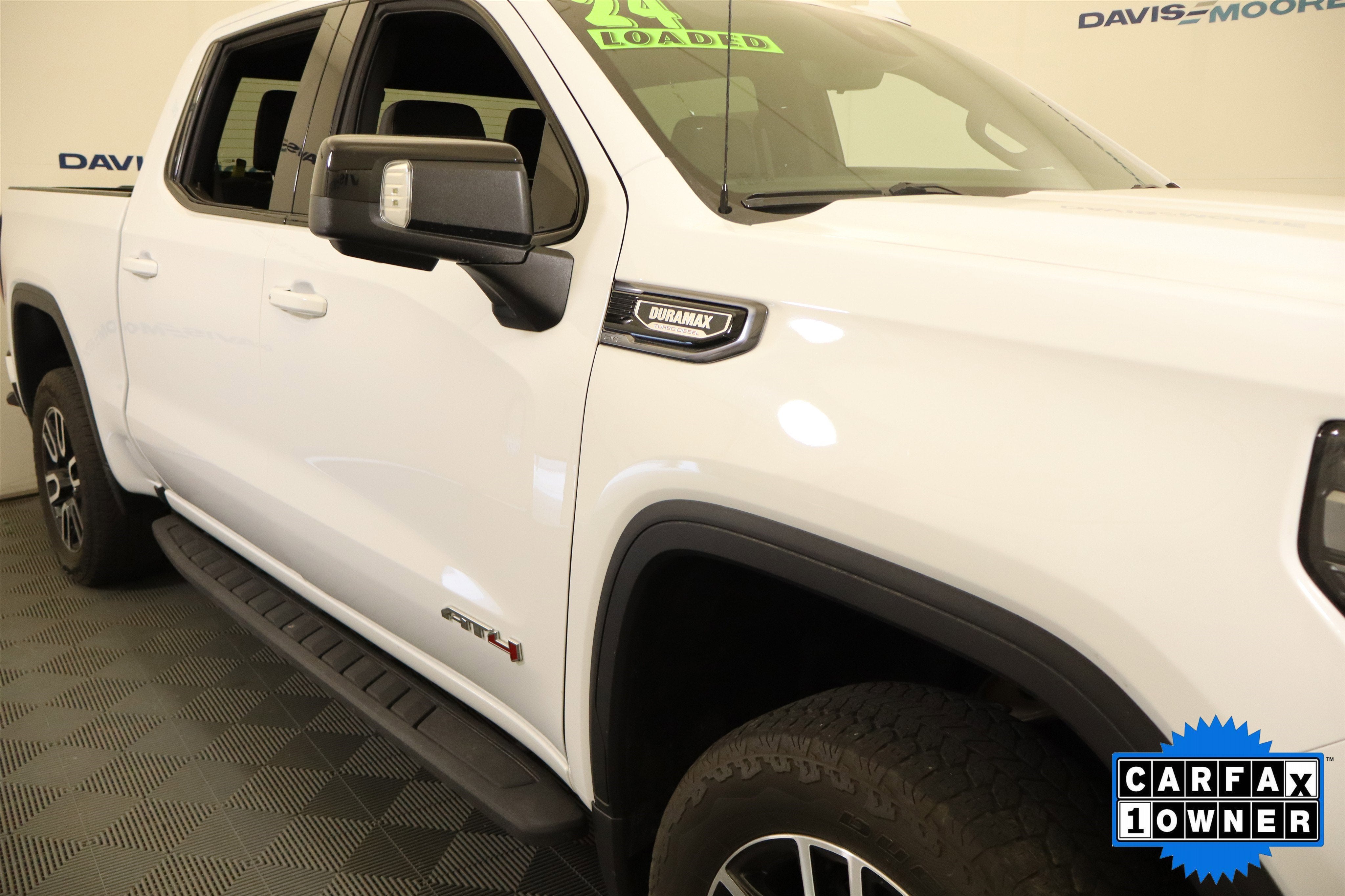 2024 GMC Sierra 1500 AT4