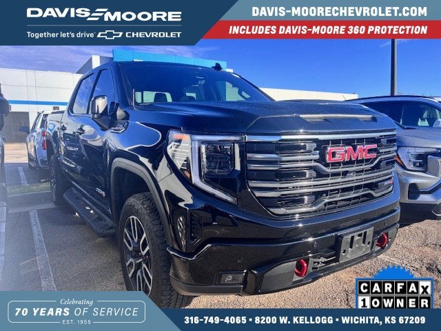 2025 GMC Sierra 1500 AT4 Crew Cab 4WD