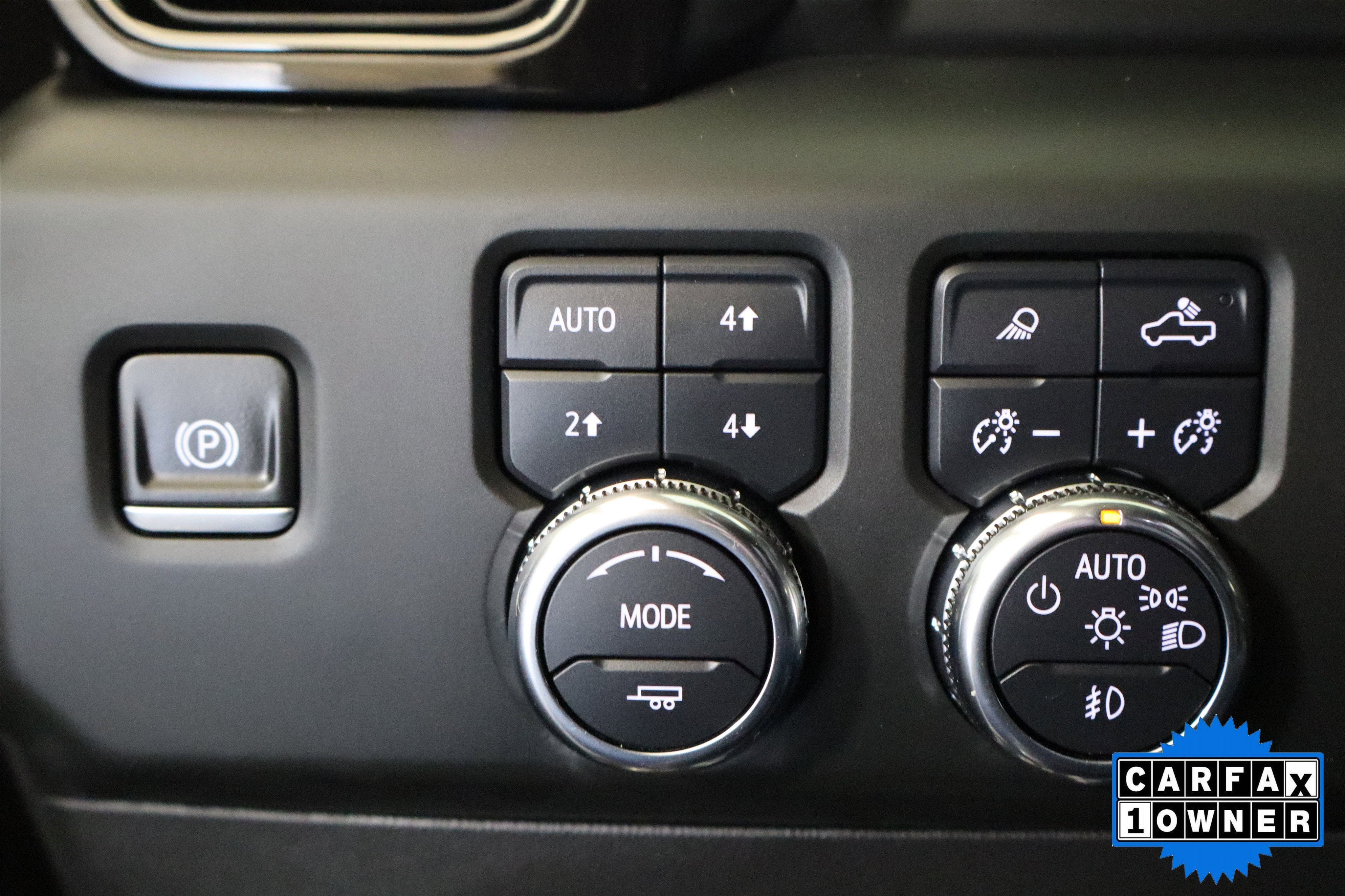 2025 GMC Sierra 1500 AT4 Crew Cab 4WD