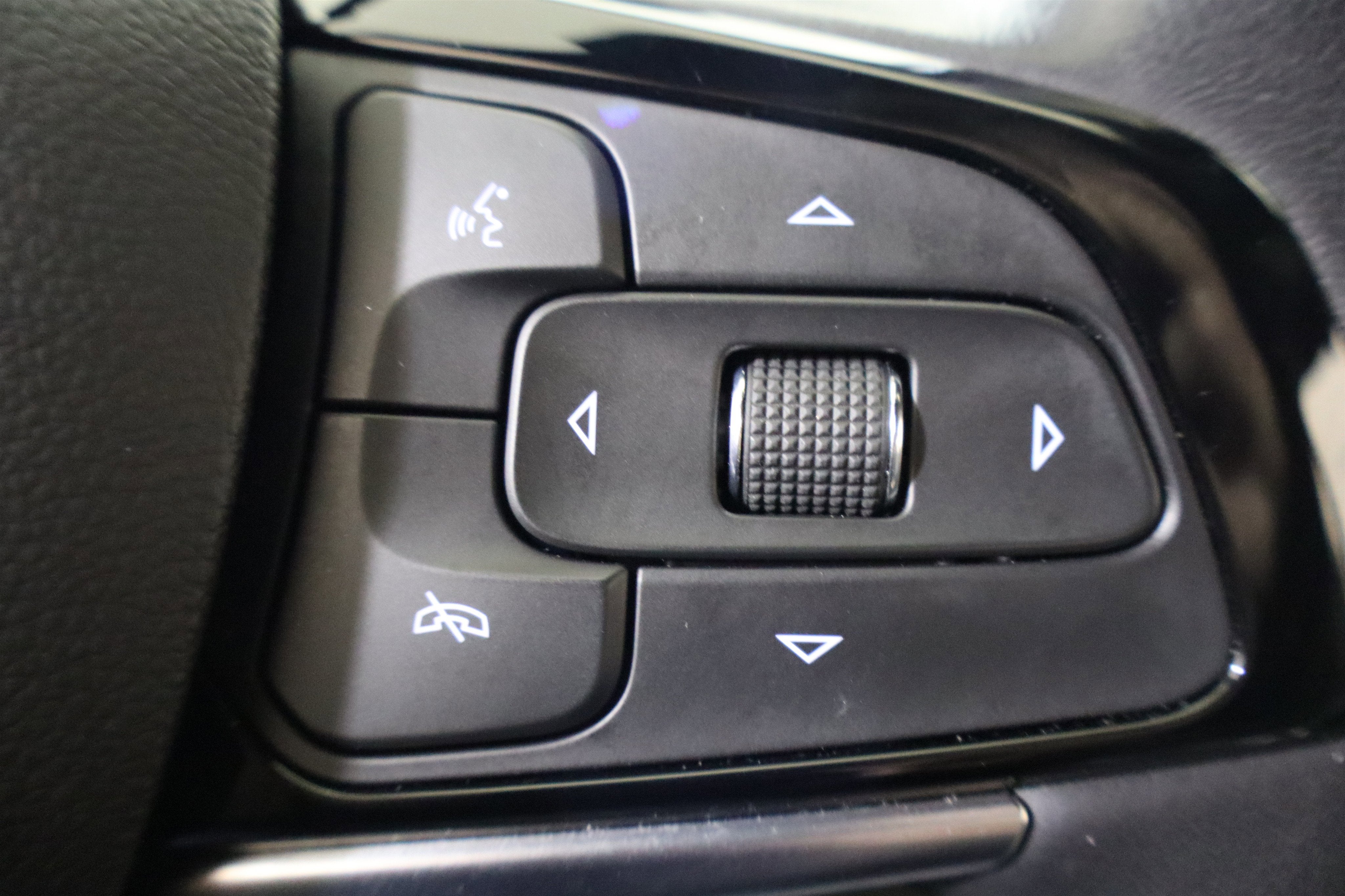 2024 Buick Enclave Essence AWD