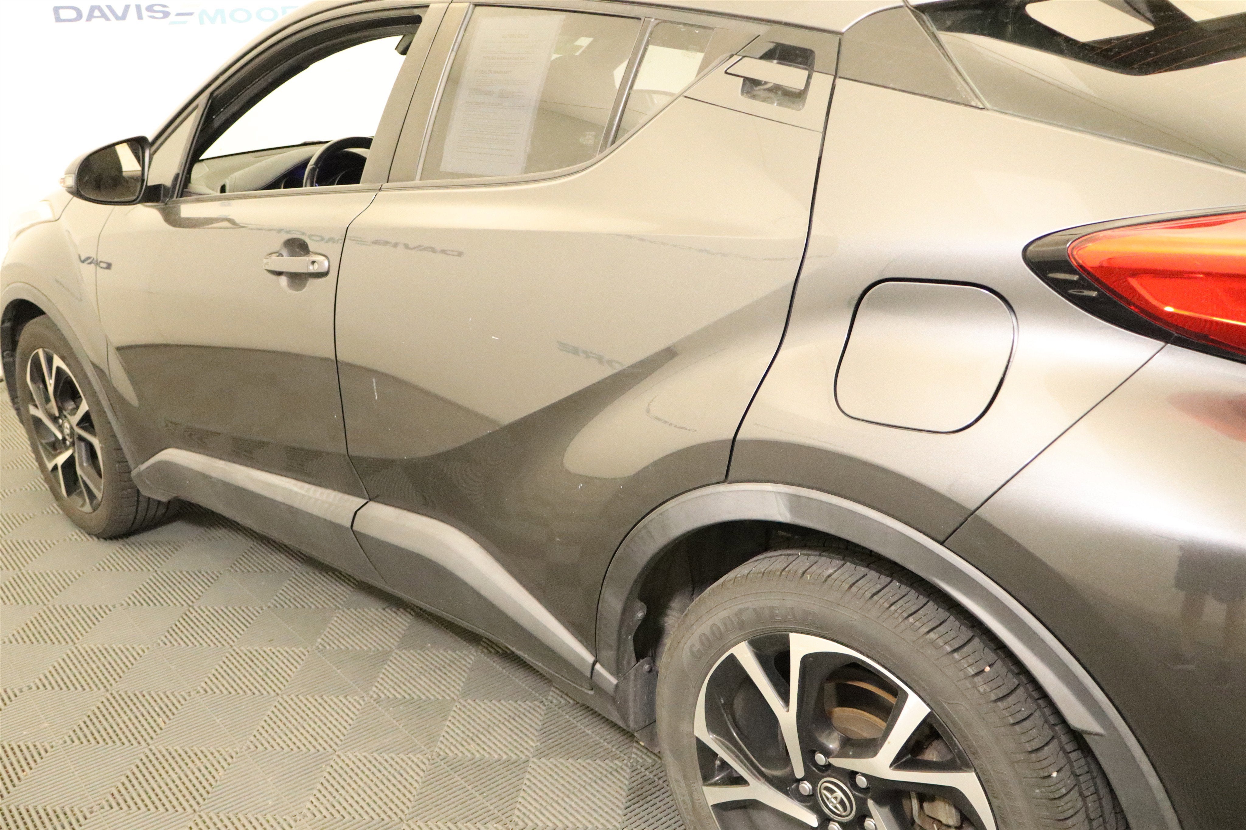 2018 Toyota C-HR XLE